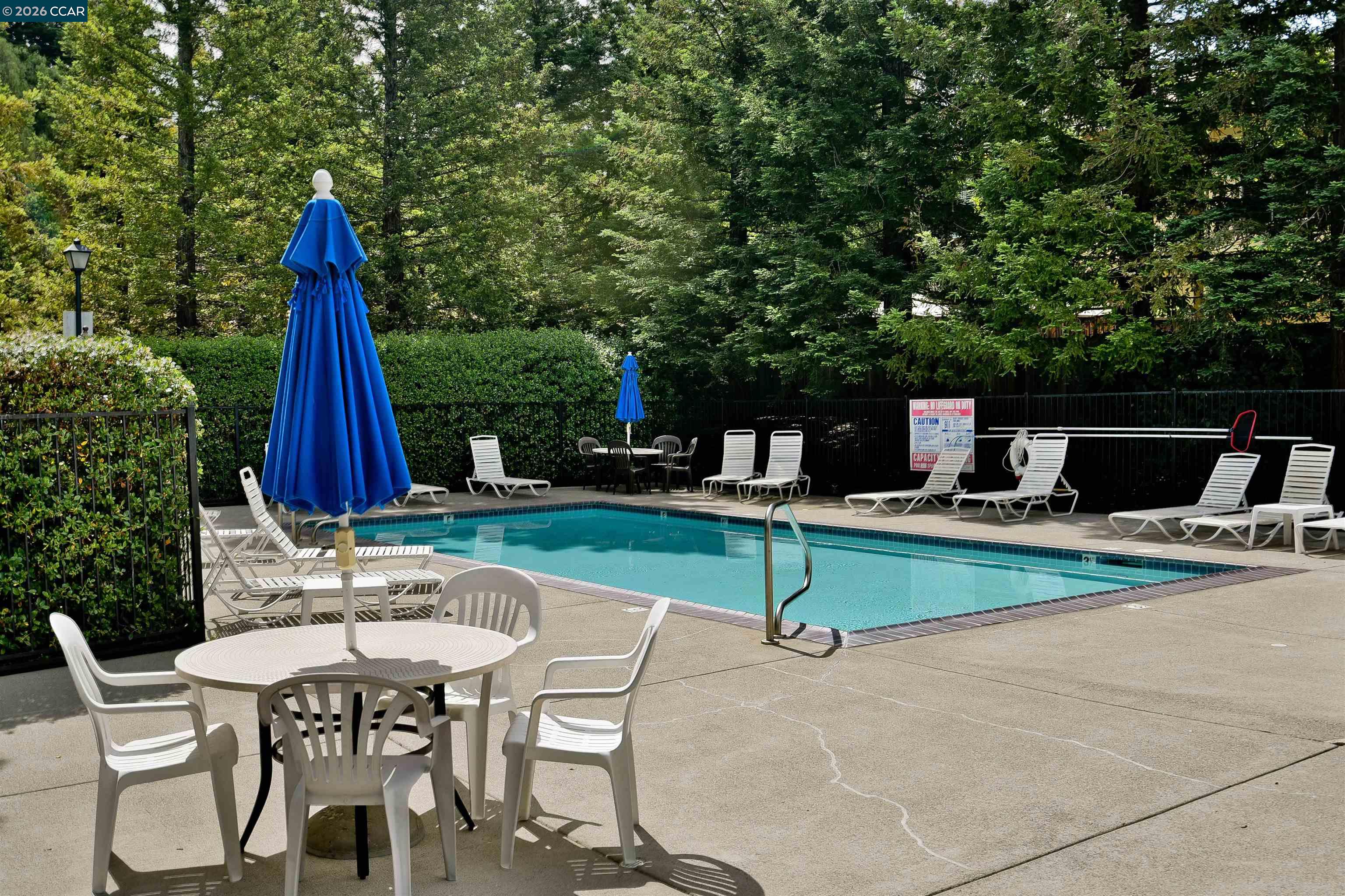 111 Woodvalley Ct