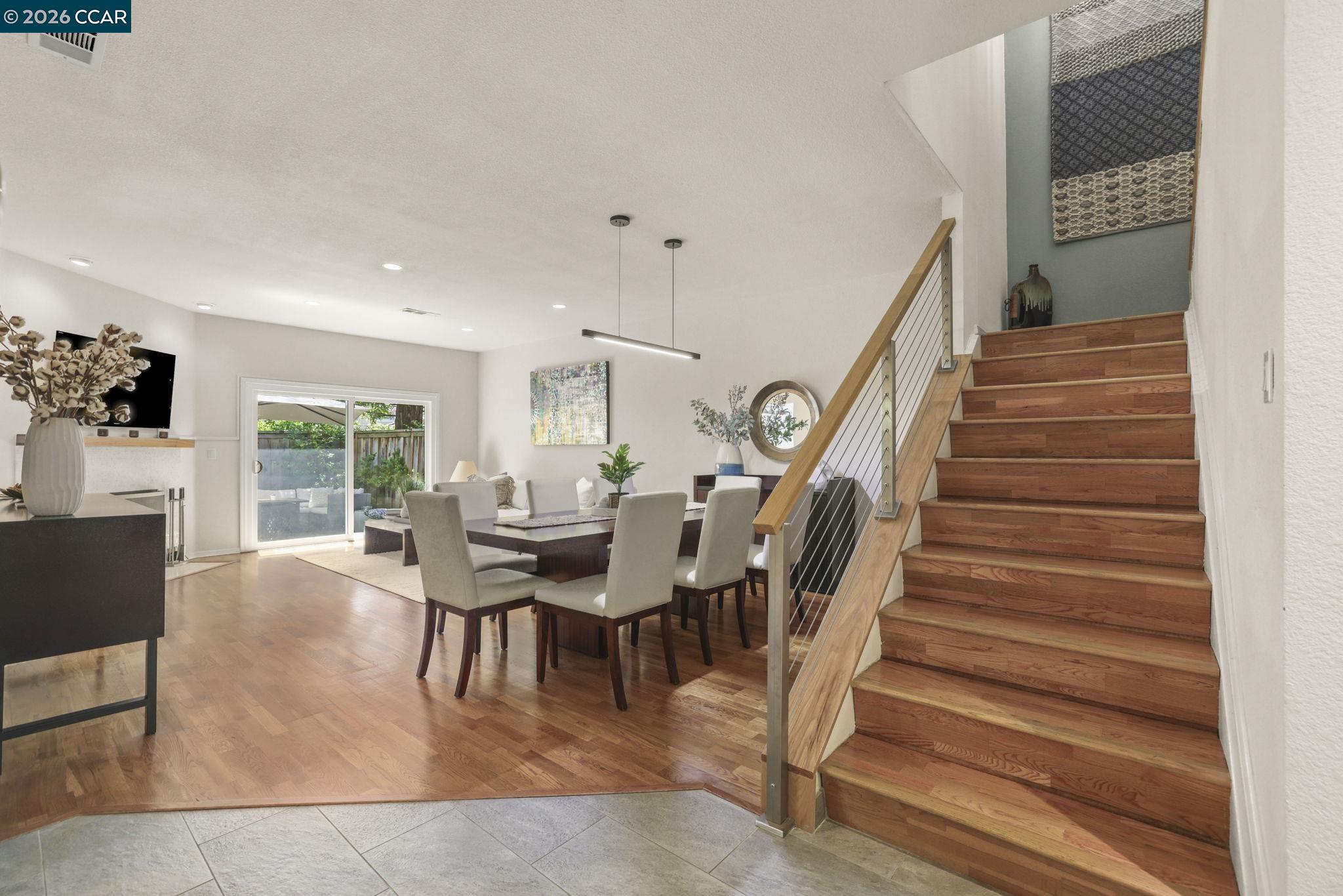 111 Woodvalley Ct