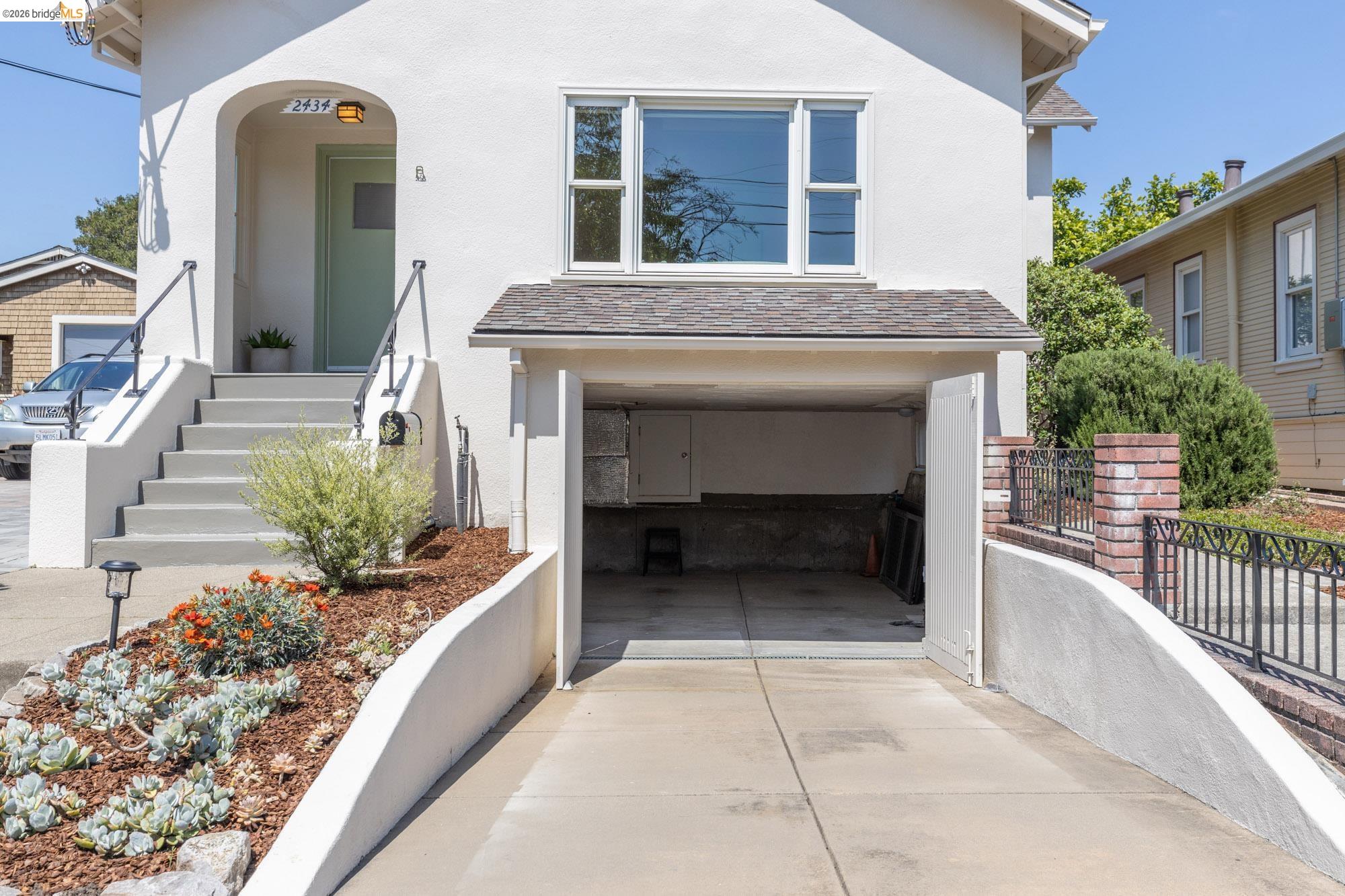 2434 Wilbur St