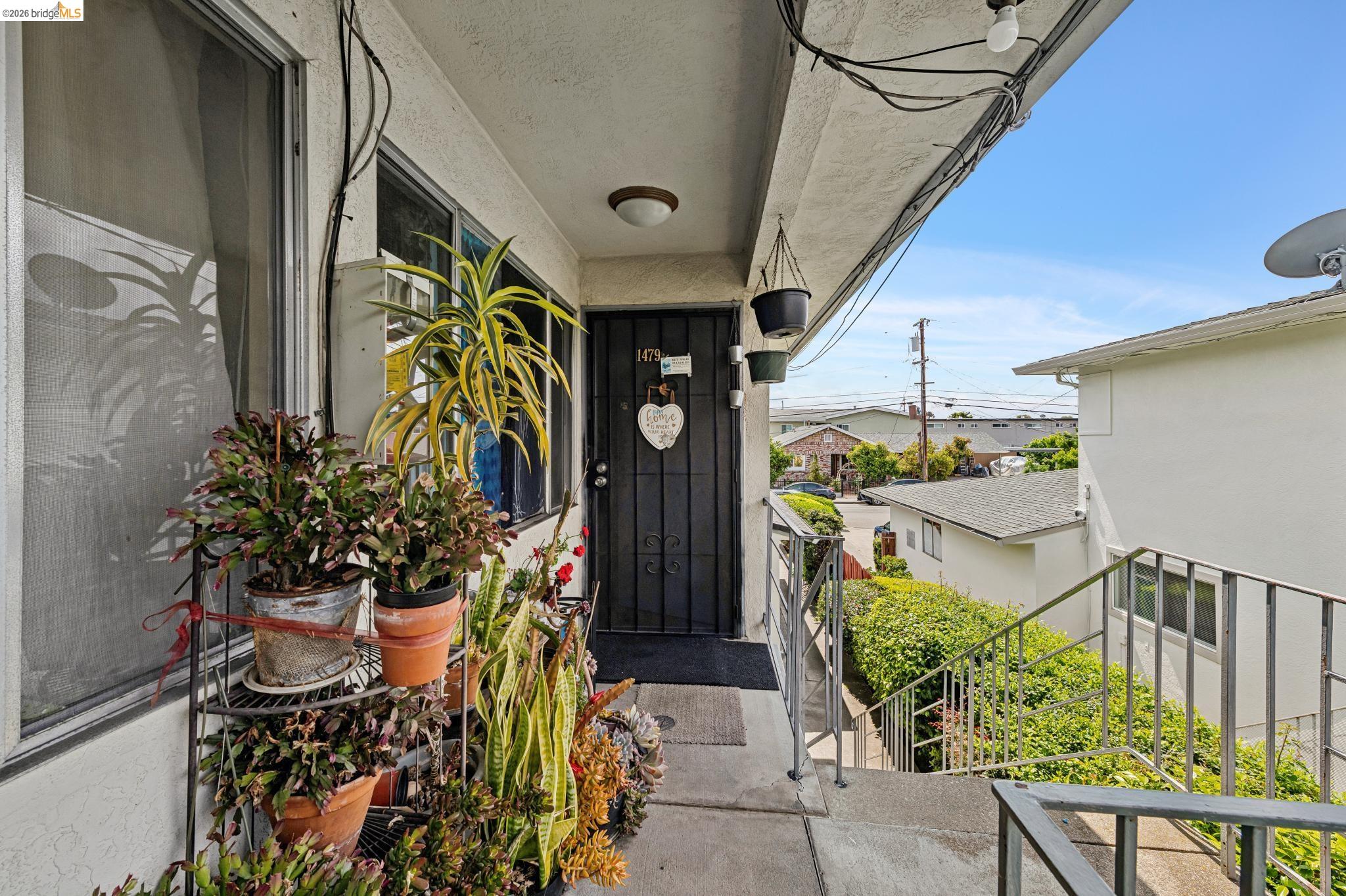 1475 166th Ave.