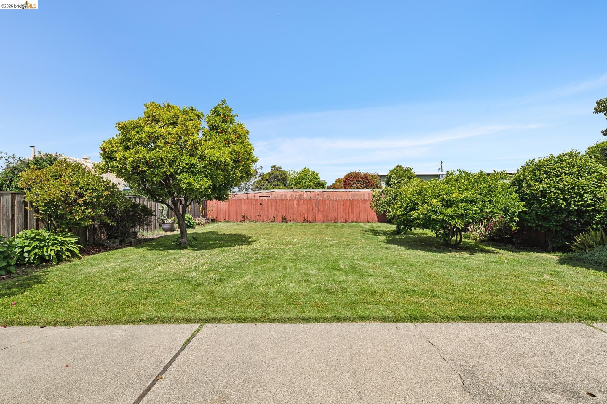 1475 166th Ave.