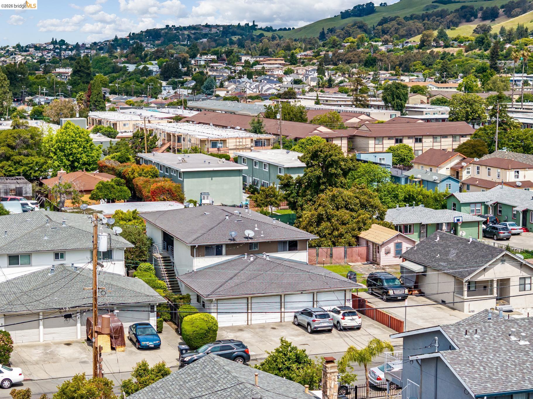 1475 166th Ave.