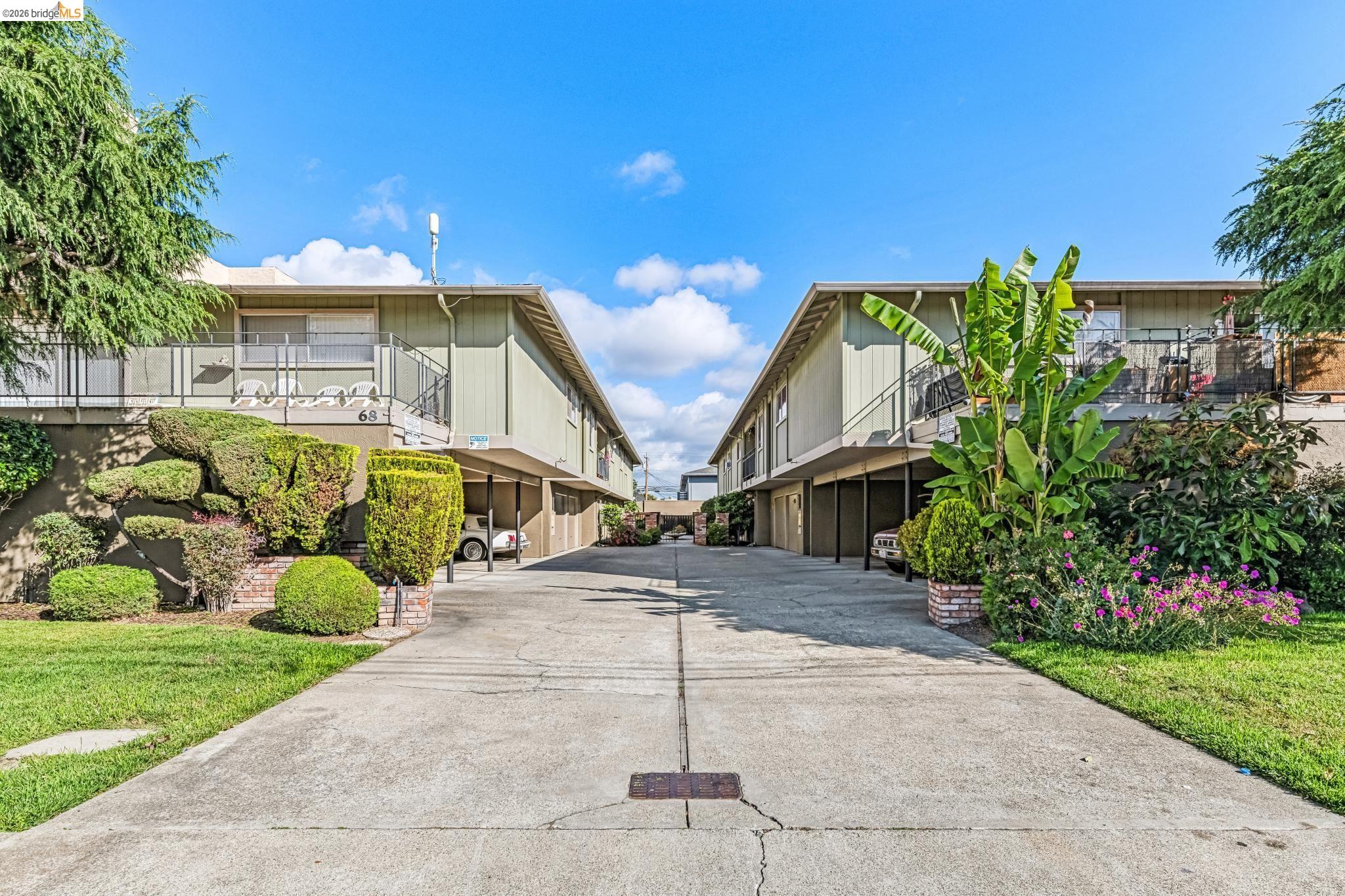 68 Oakes Blvd.