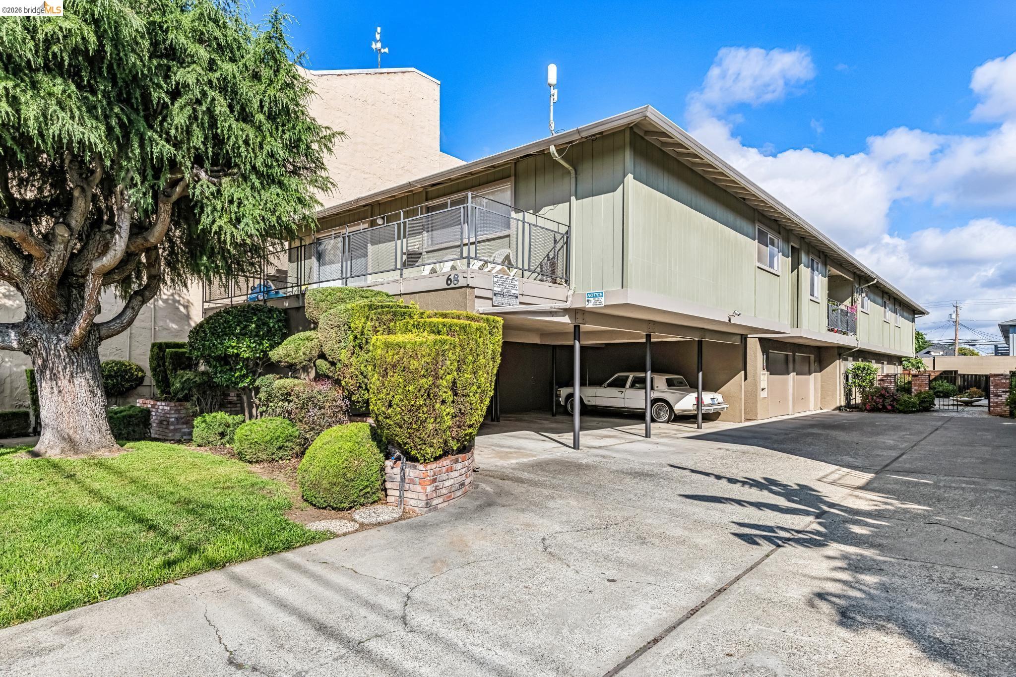 68 Oakes Blvd.