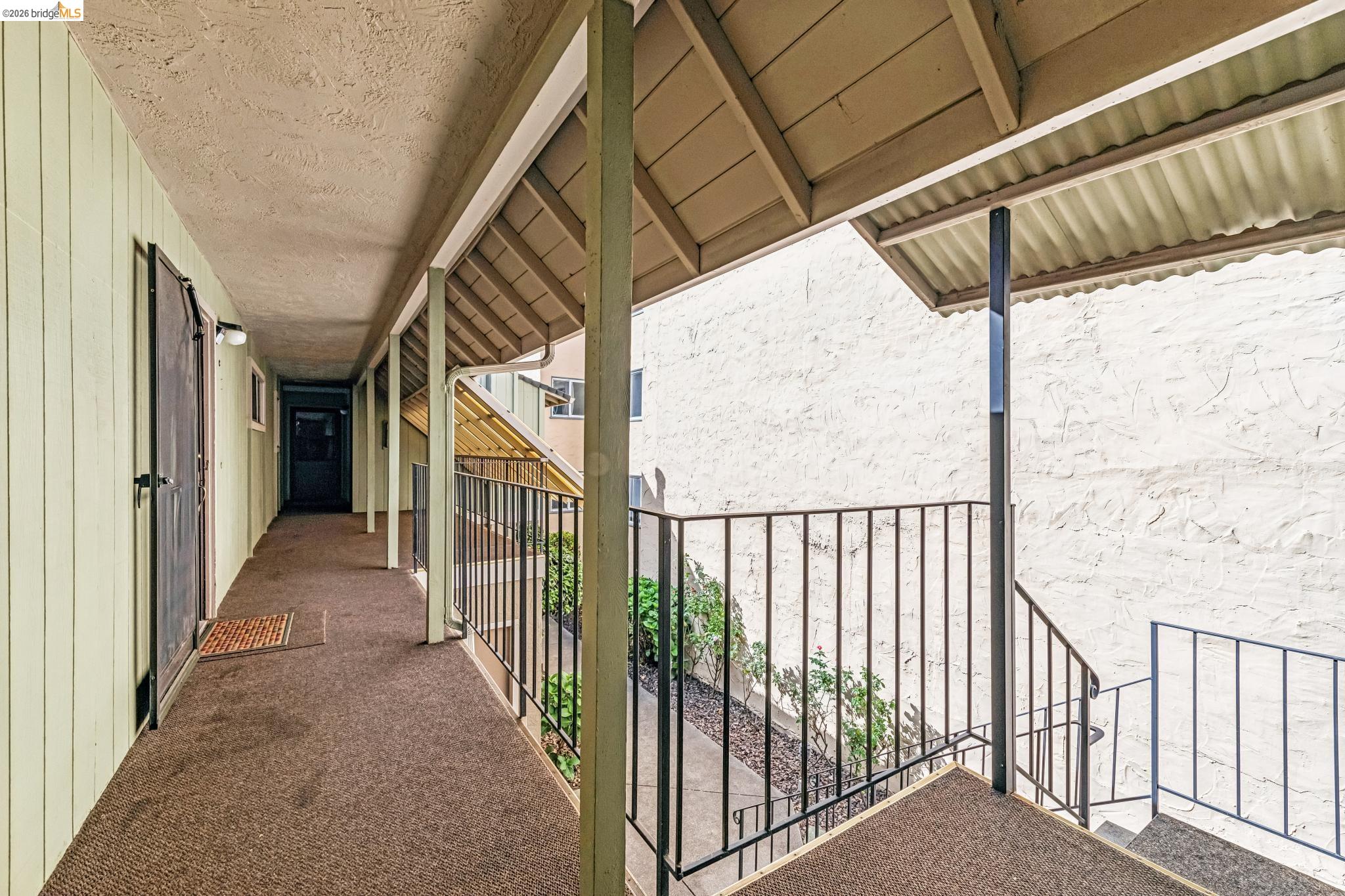 68 Oakes Blvd.