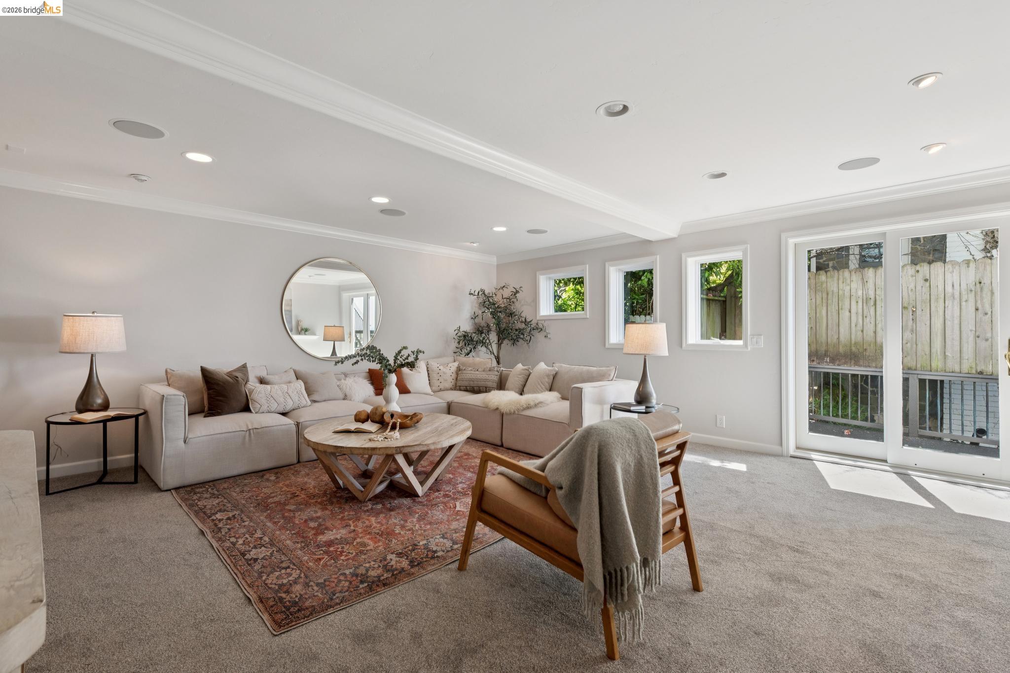453 Scenic Ave