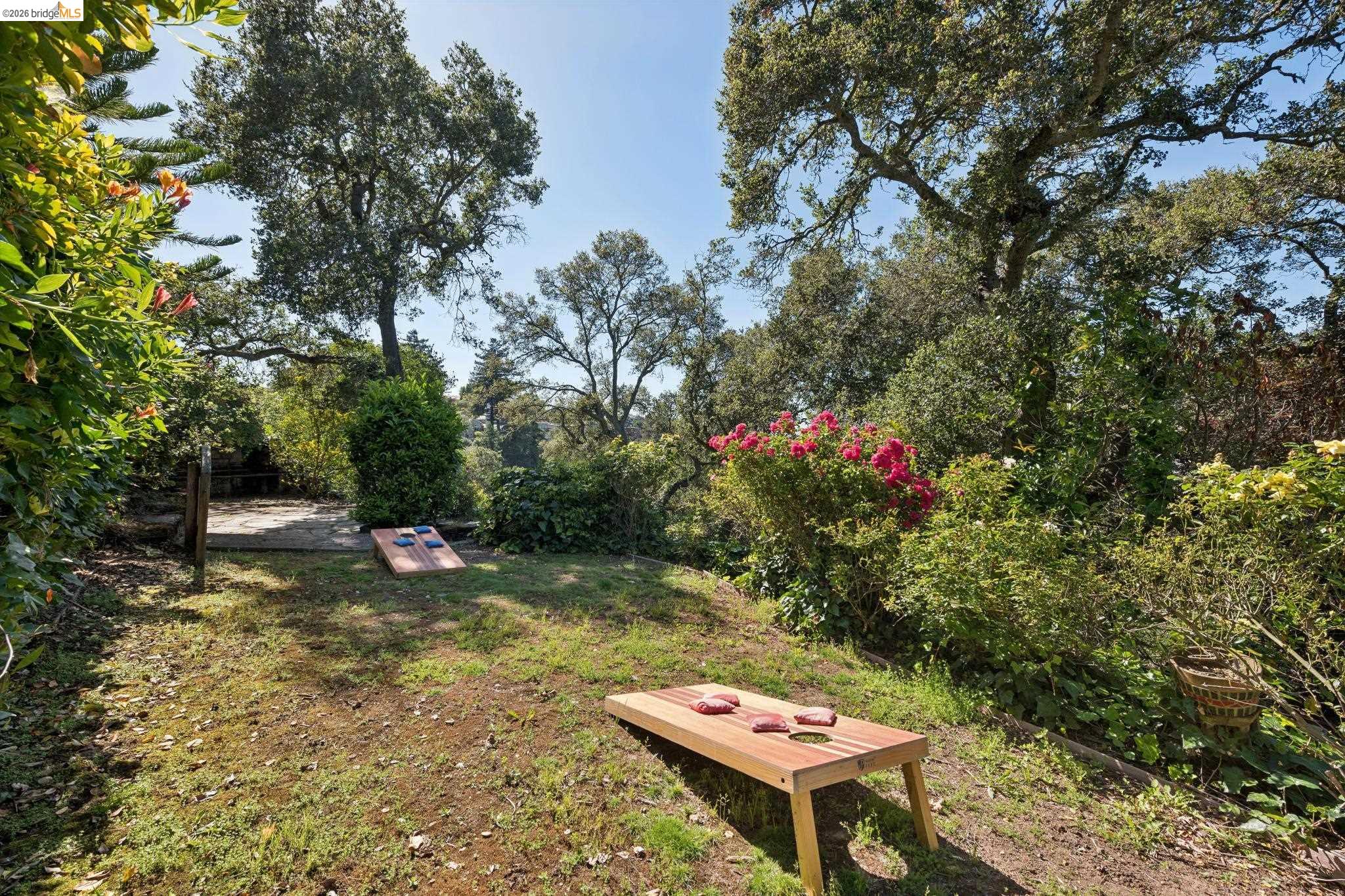 453 Scenic Ave