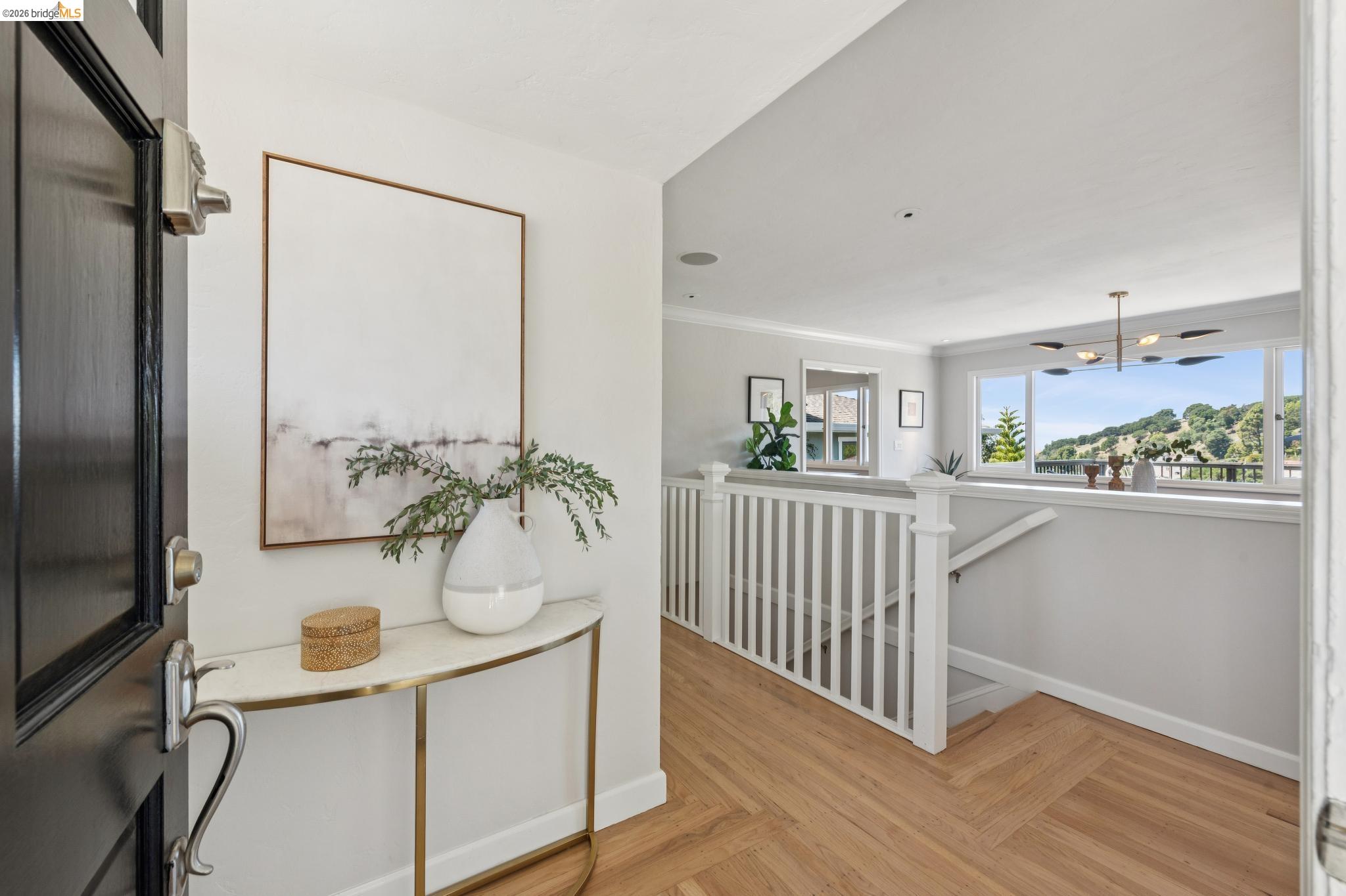 453 Scenic Ave