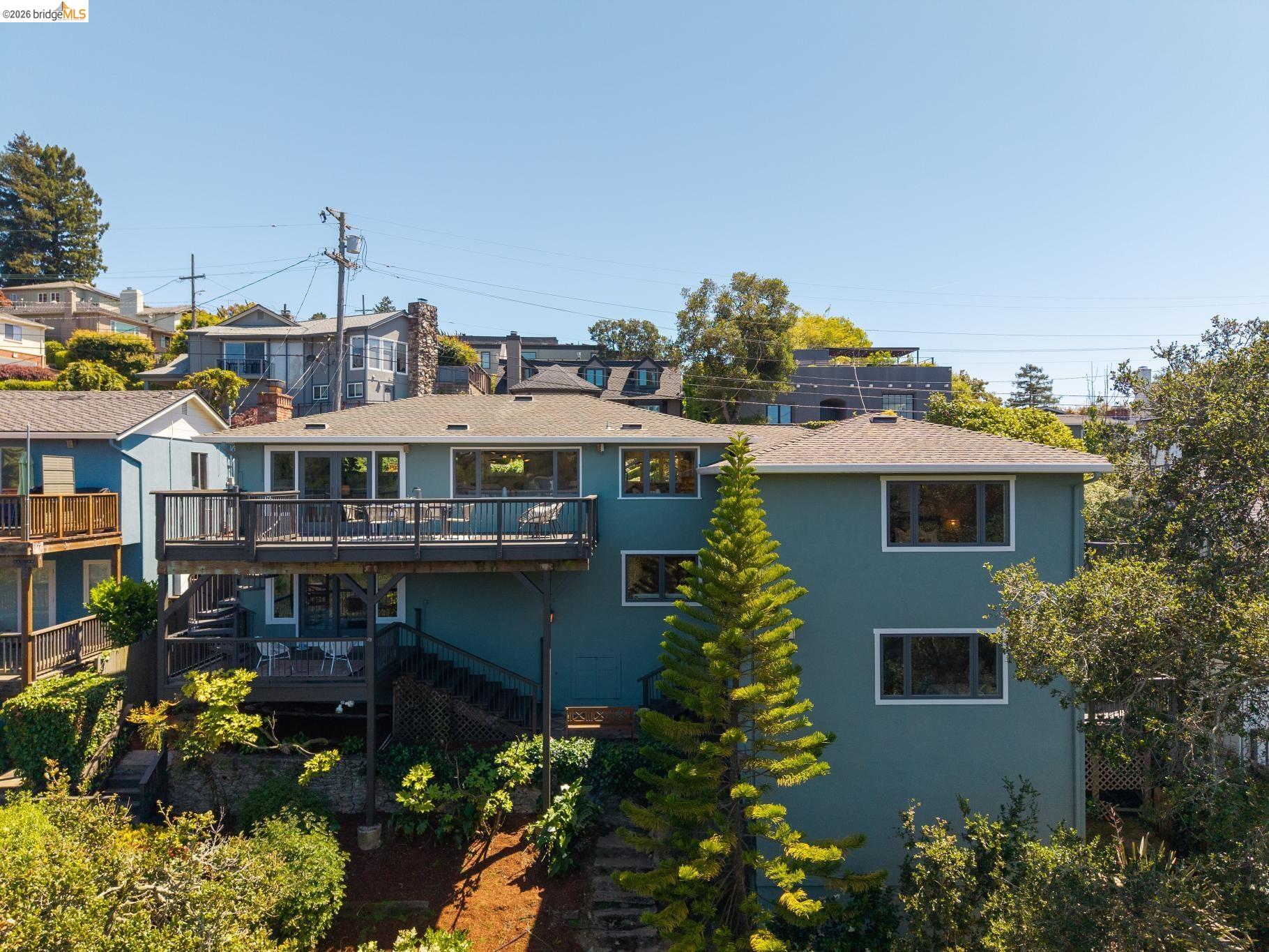 453 Scenic Ave