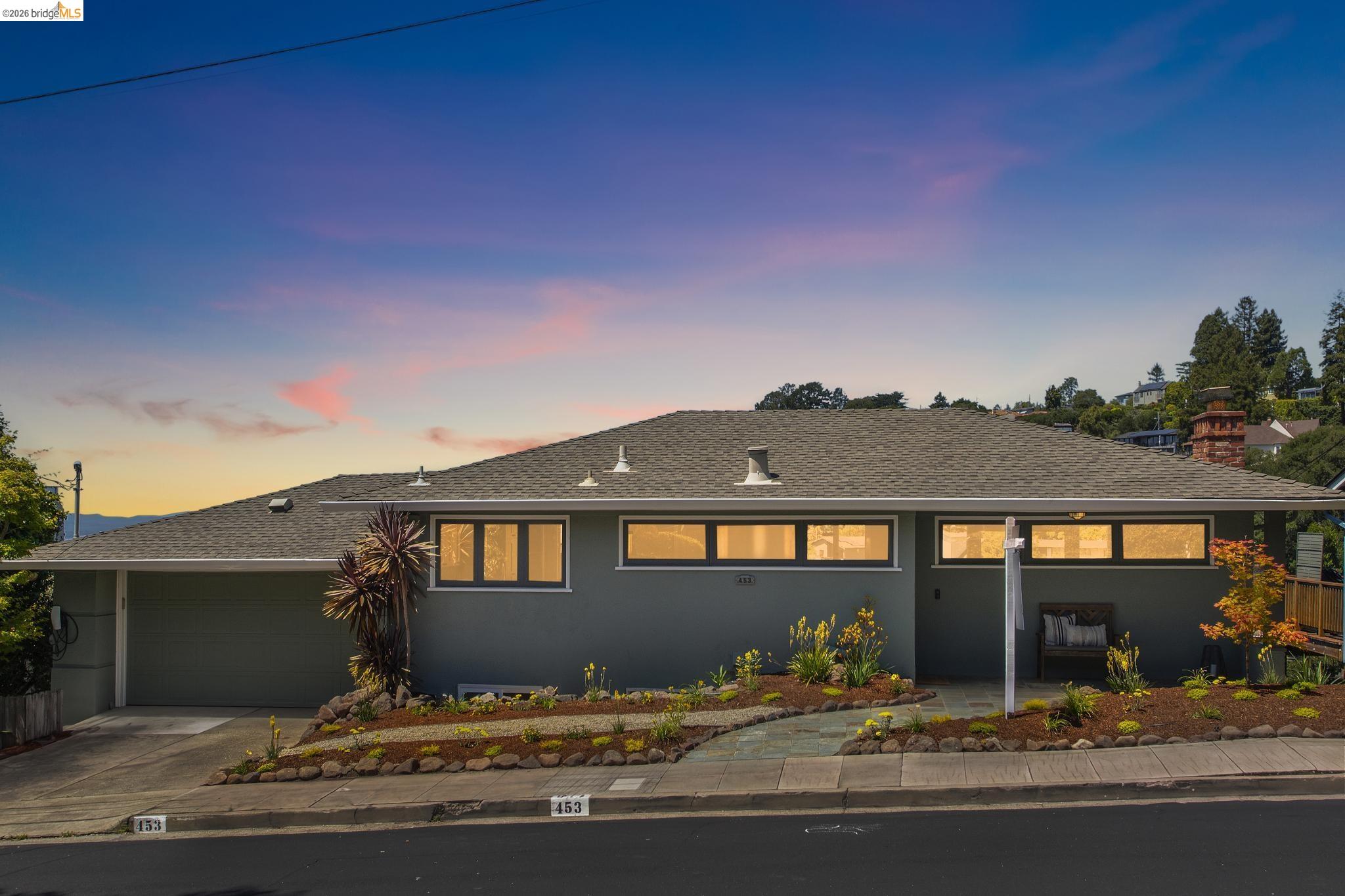 453 Scenic Ave