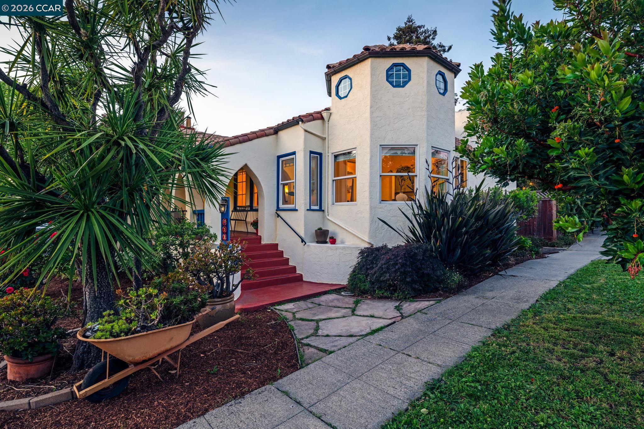 600 McLaughlin St