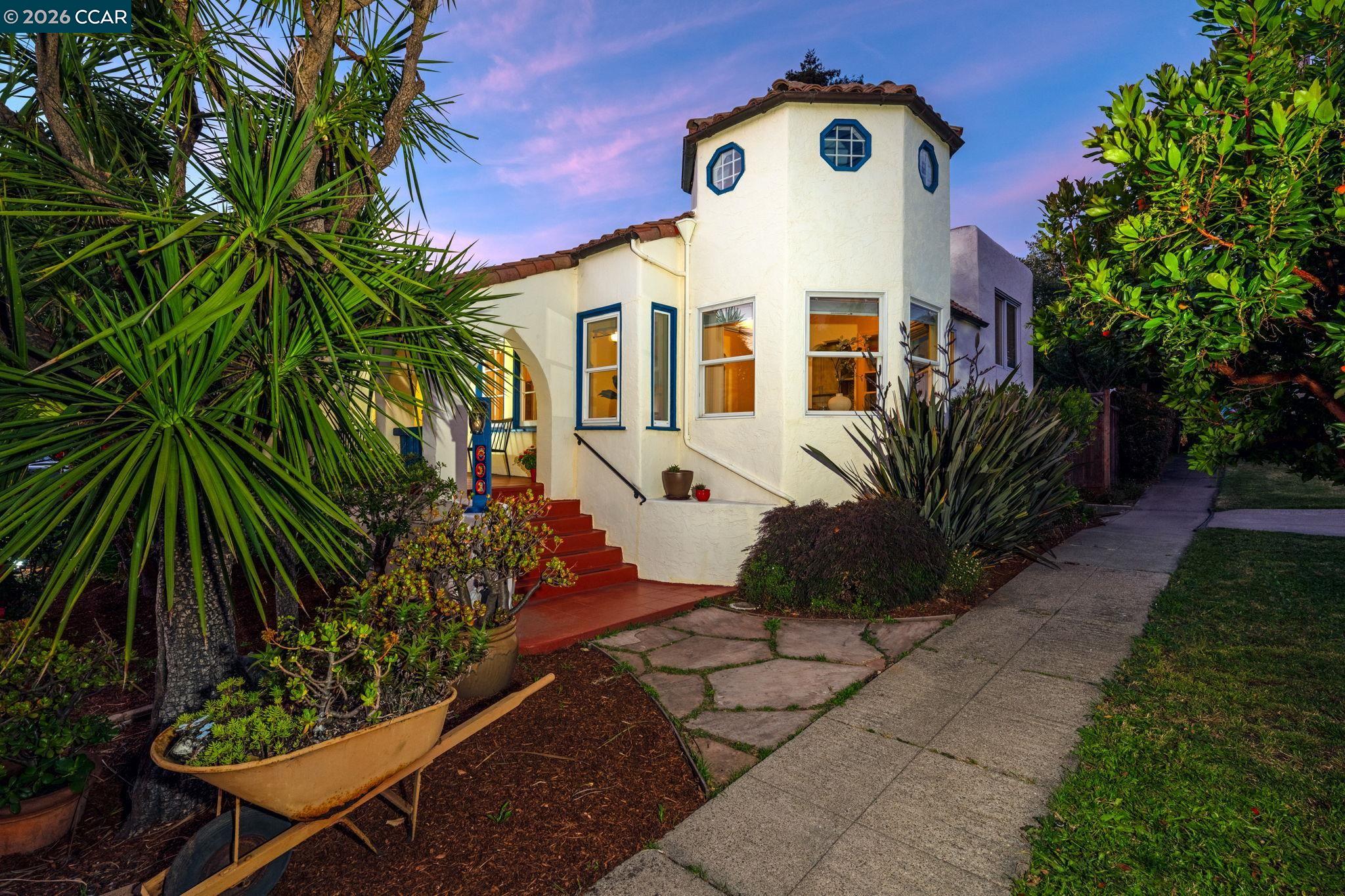 600 McLaughlin St
