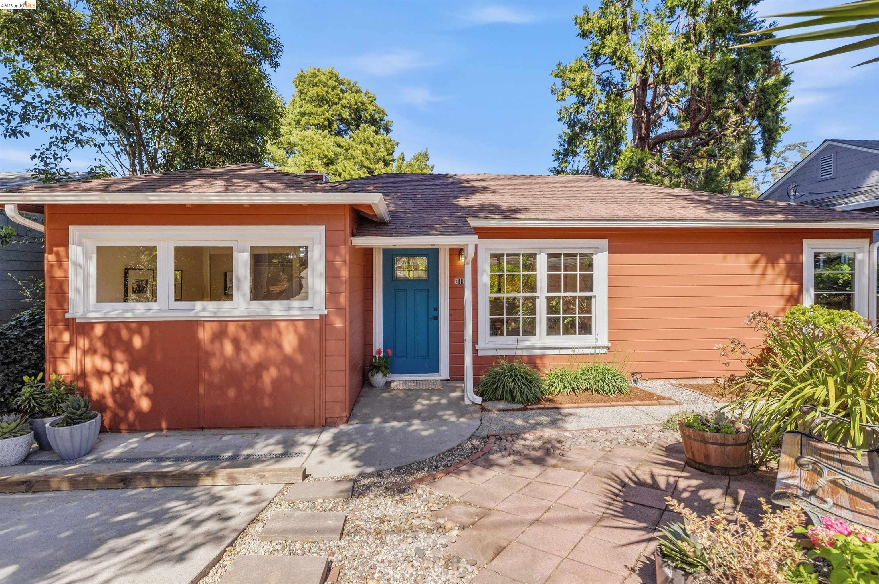 8108 Greenly Dr