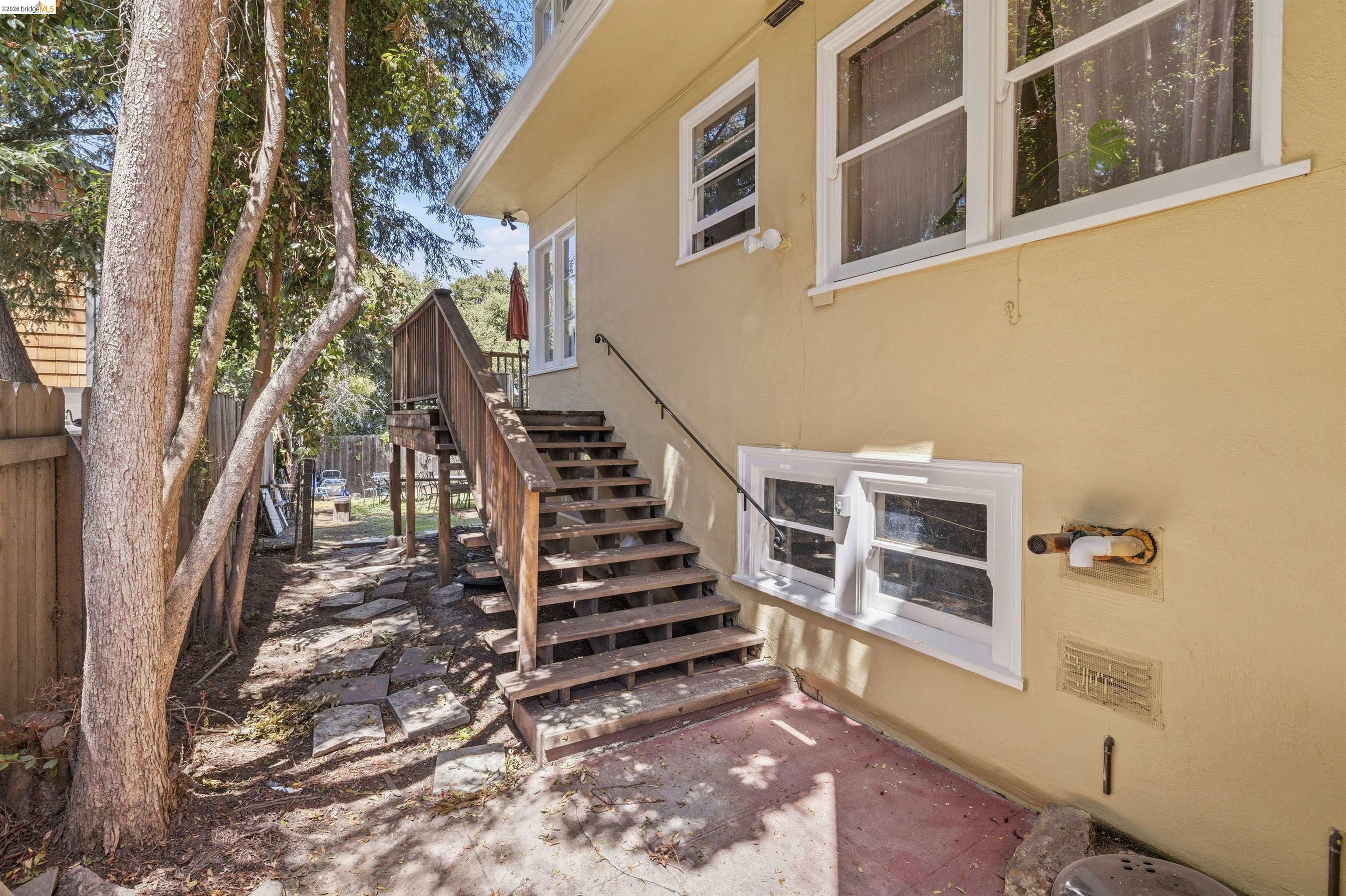 339 Hanover Ave