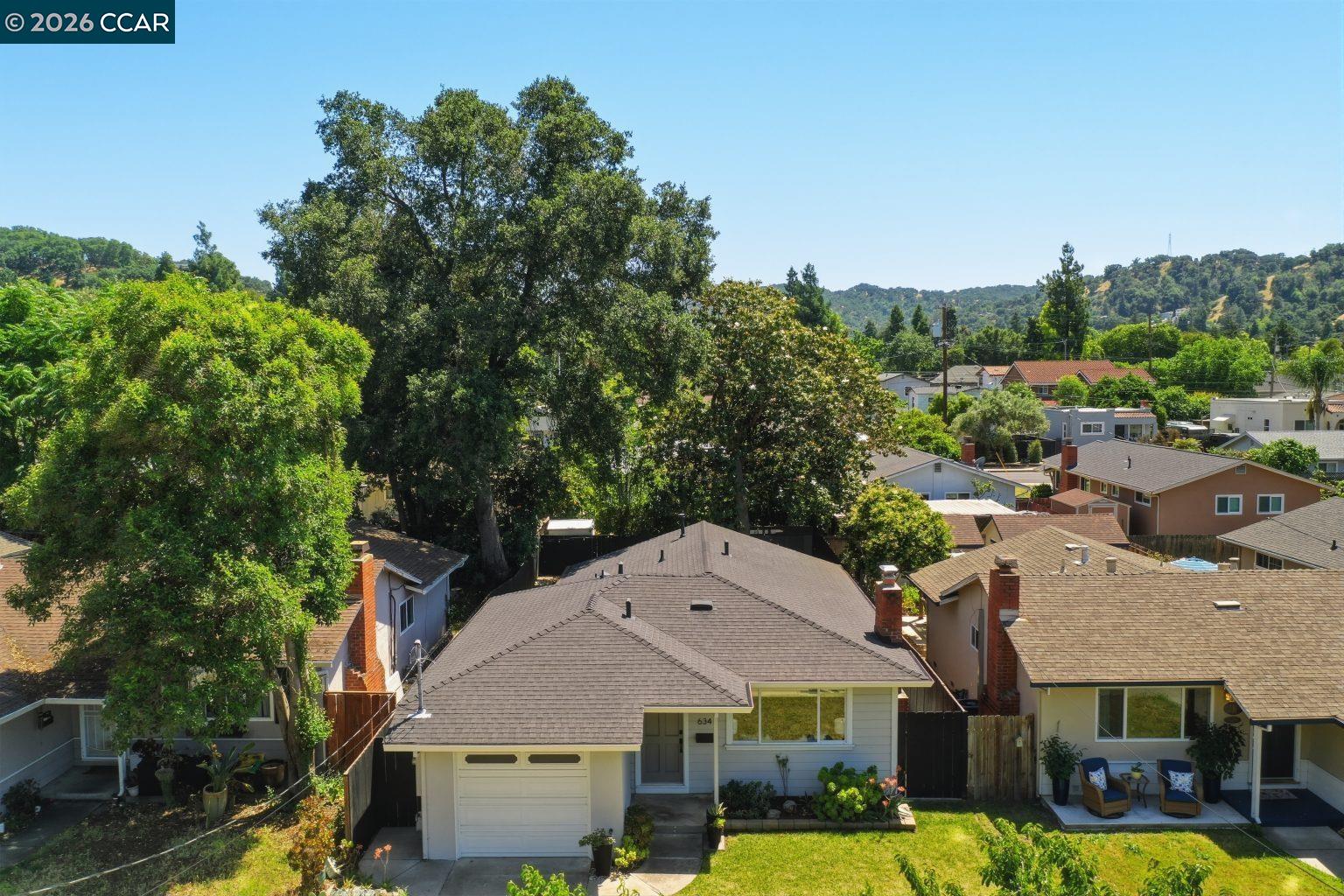 634 Teresa St