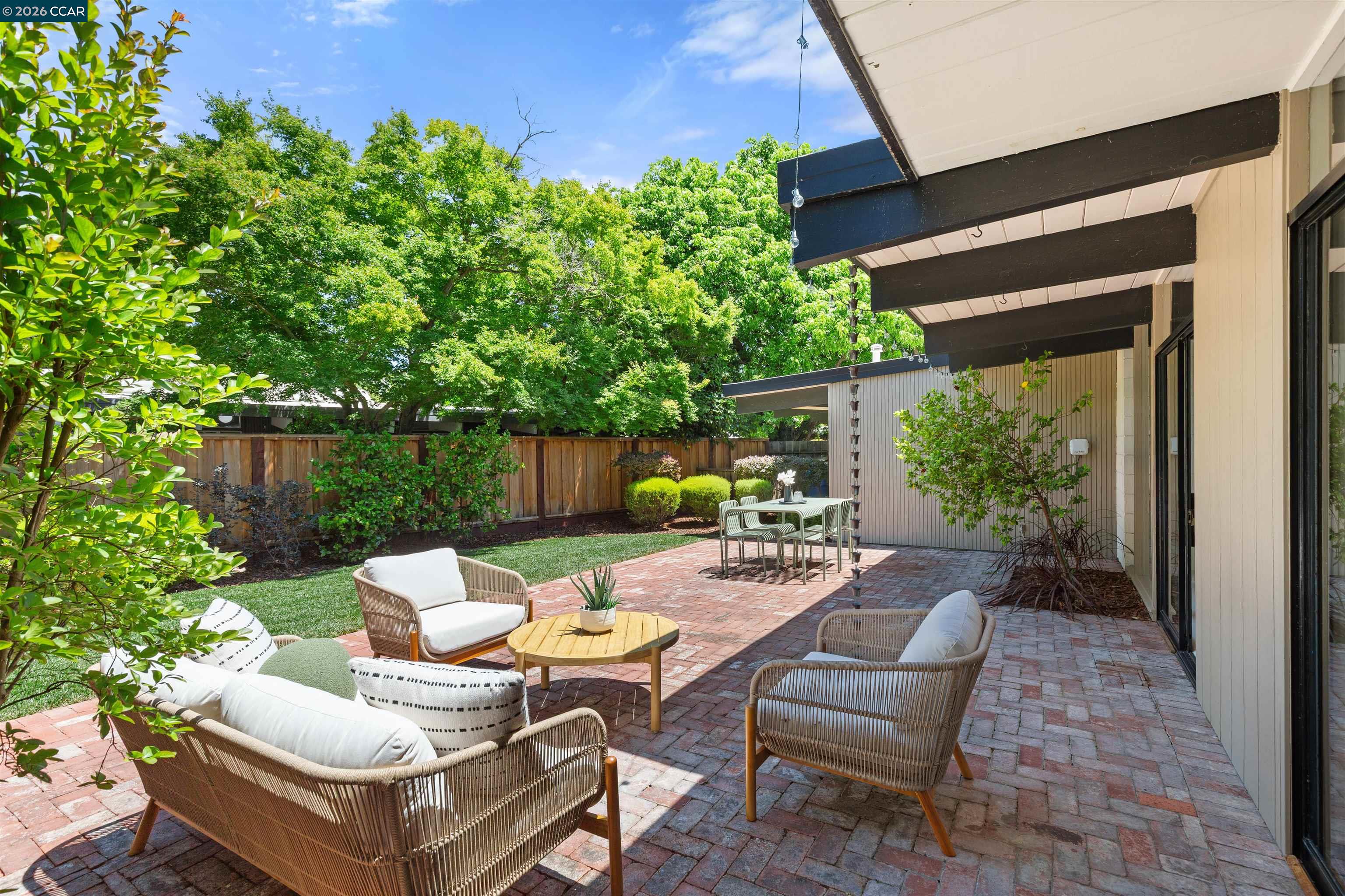 278 El Divisadero Ave