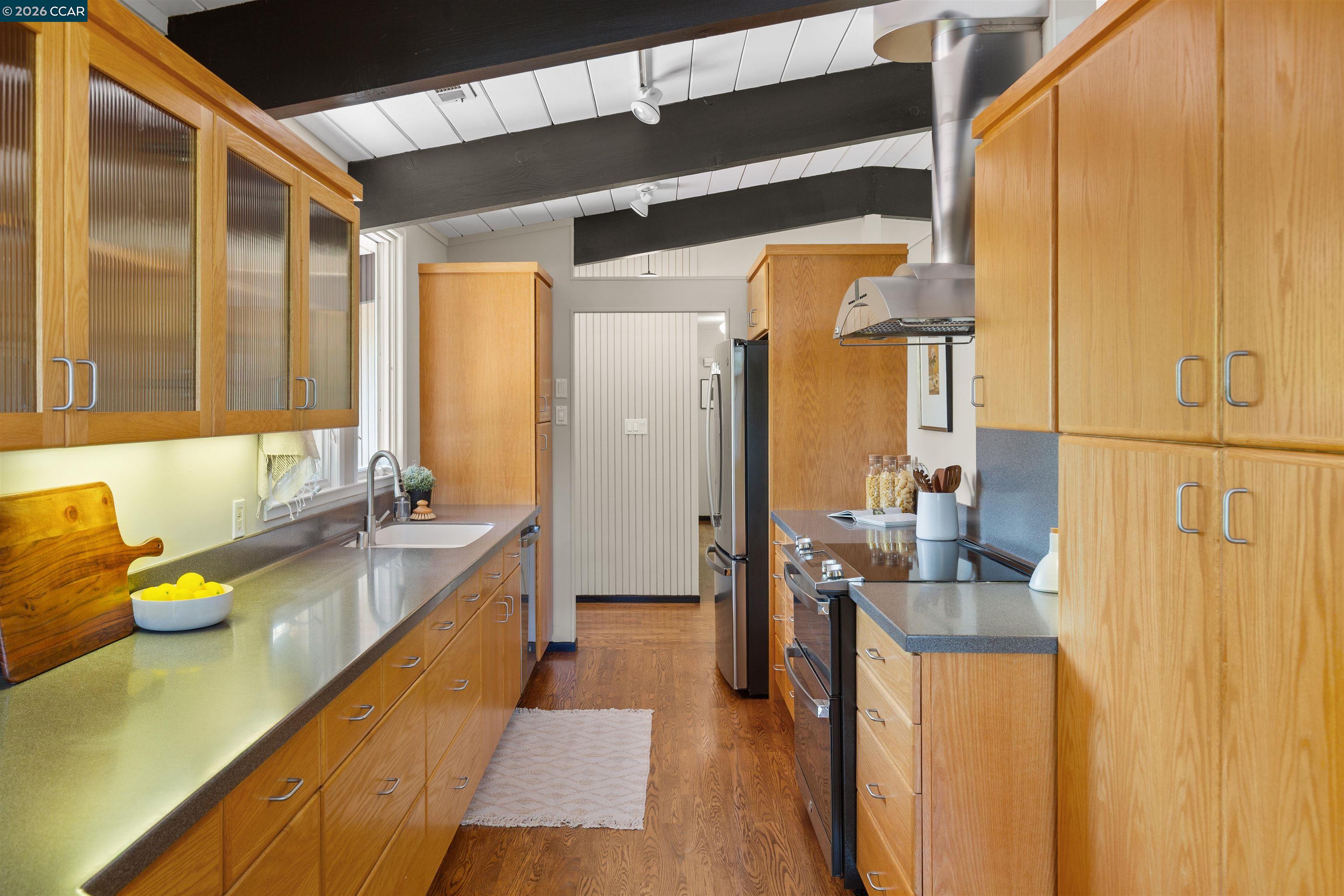278 El Divisadero Ave