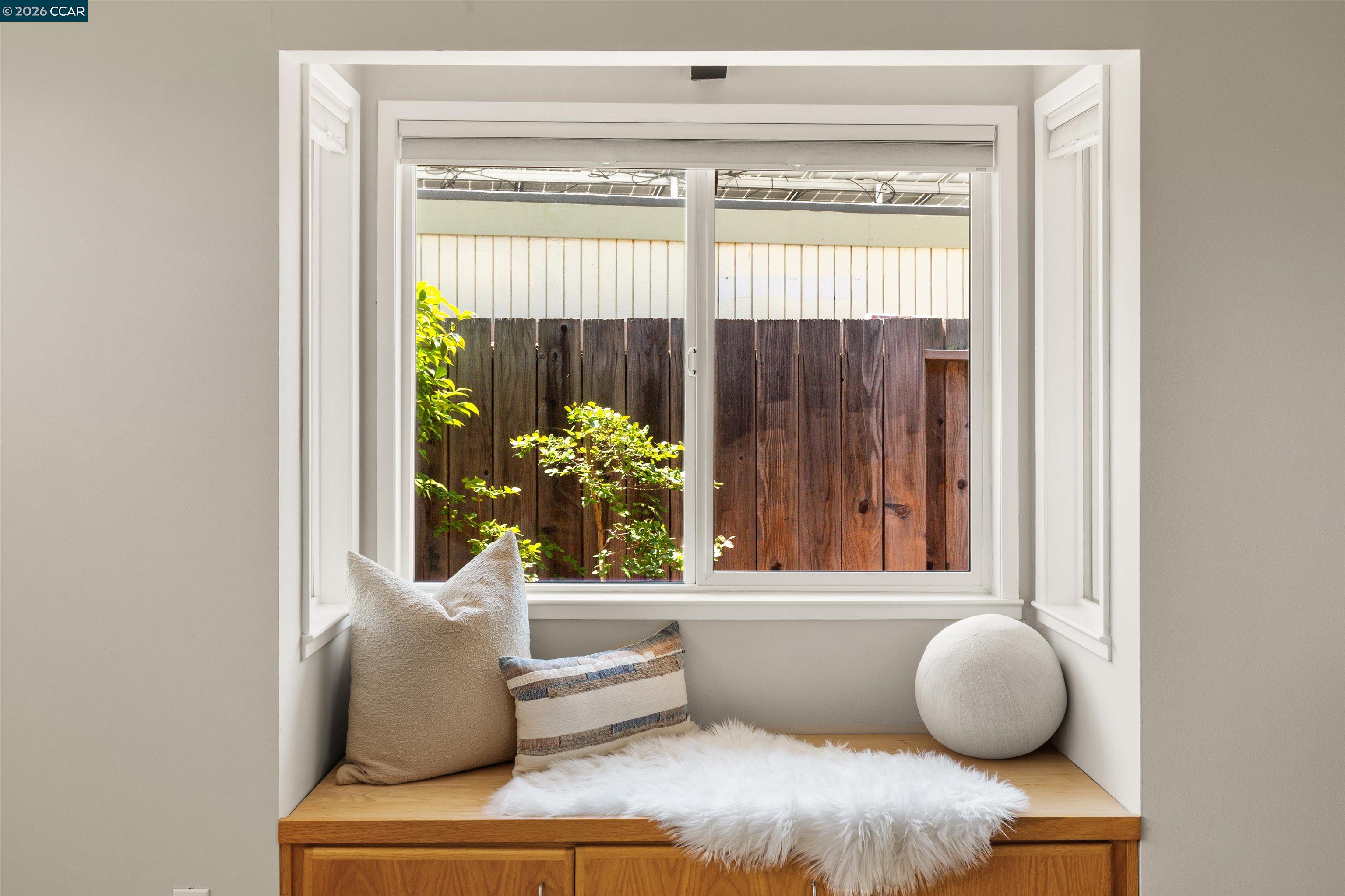278 El Divisadero Ave