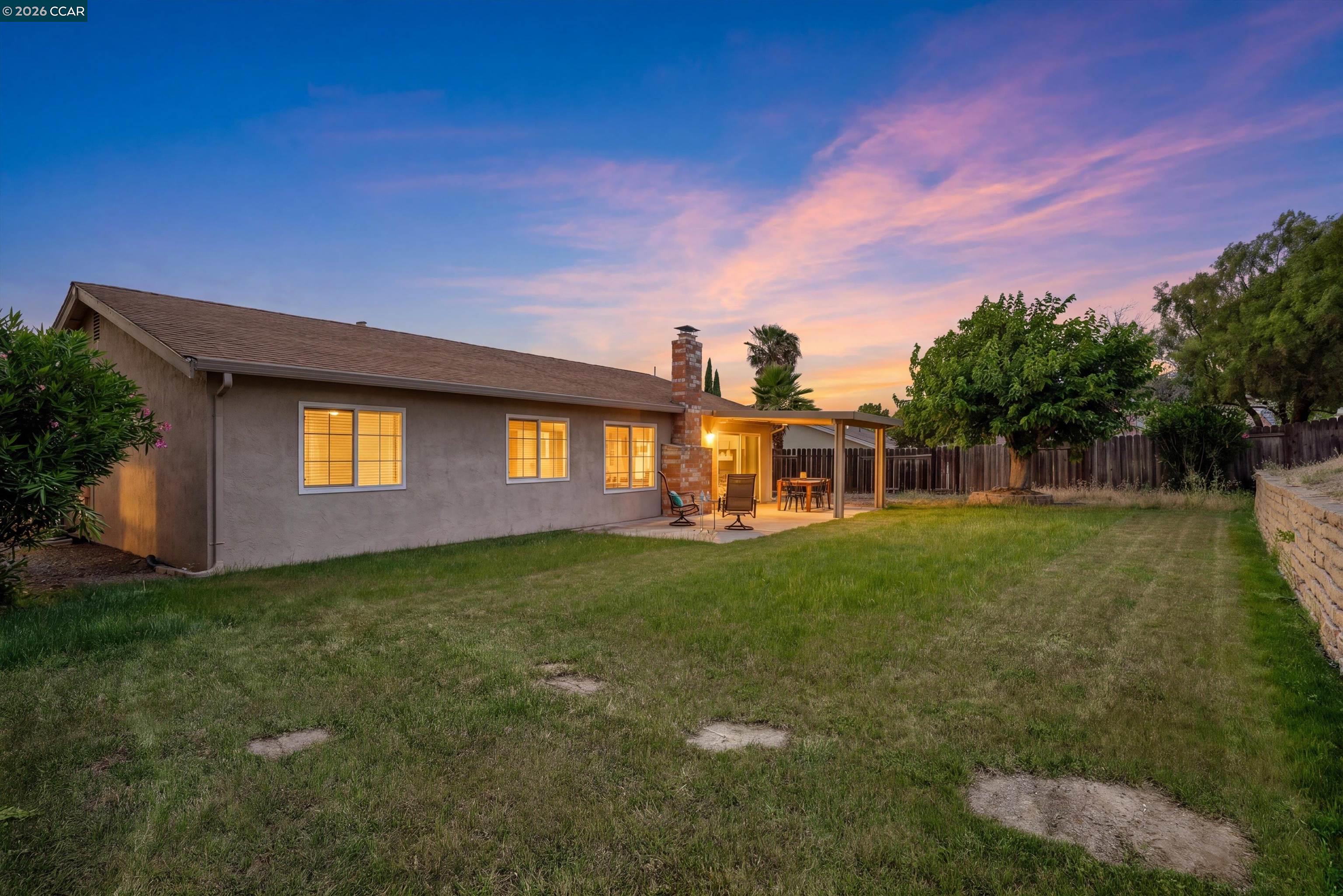 2333 Arthur Way
