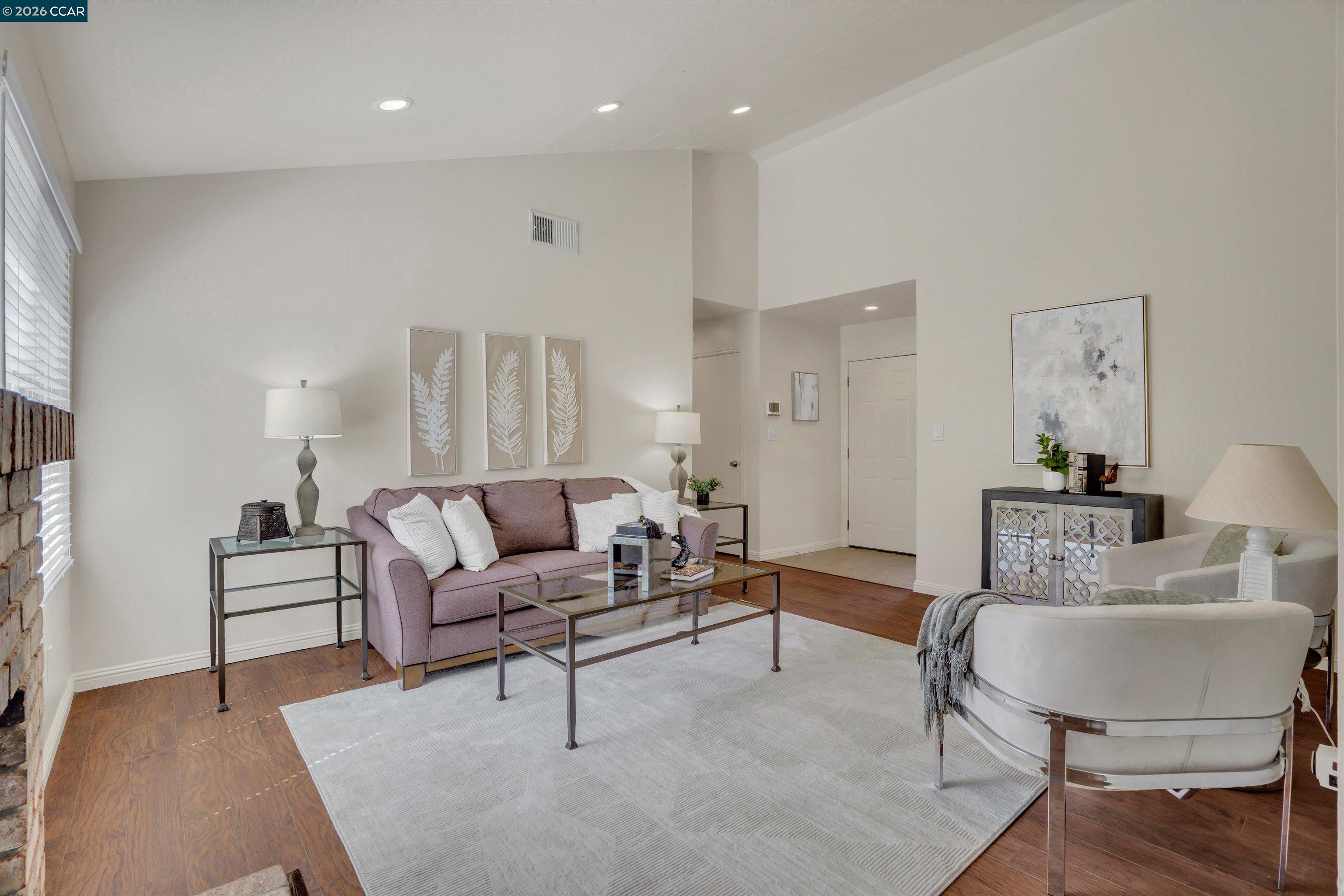 2333 Arthur Way