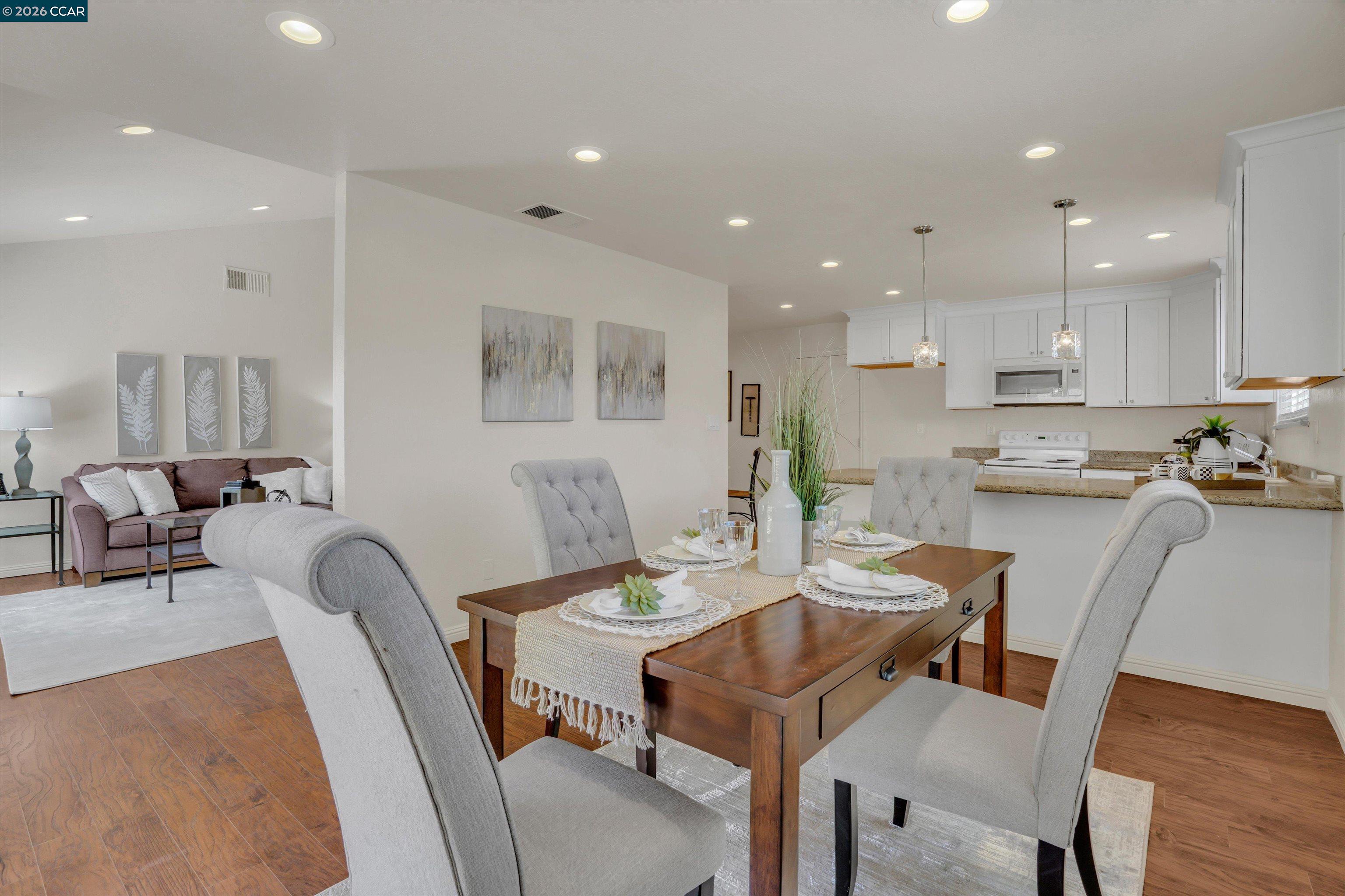 2333 Arthur Way
