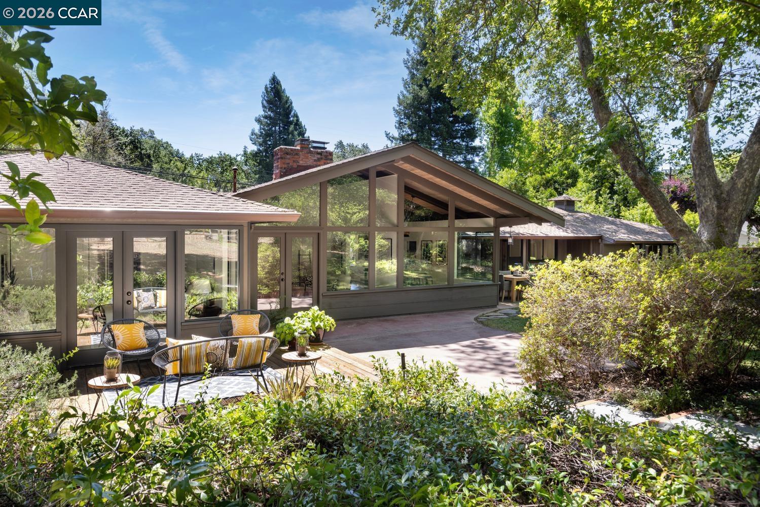 1125 Glen Rd