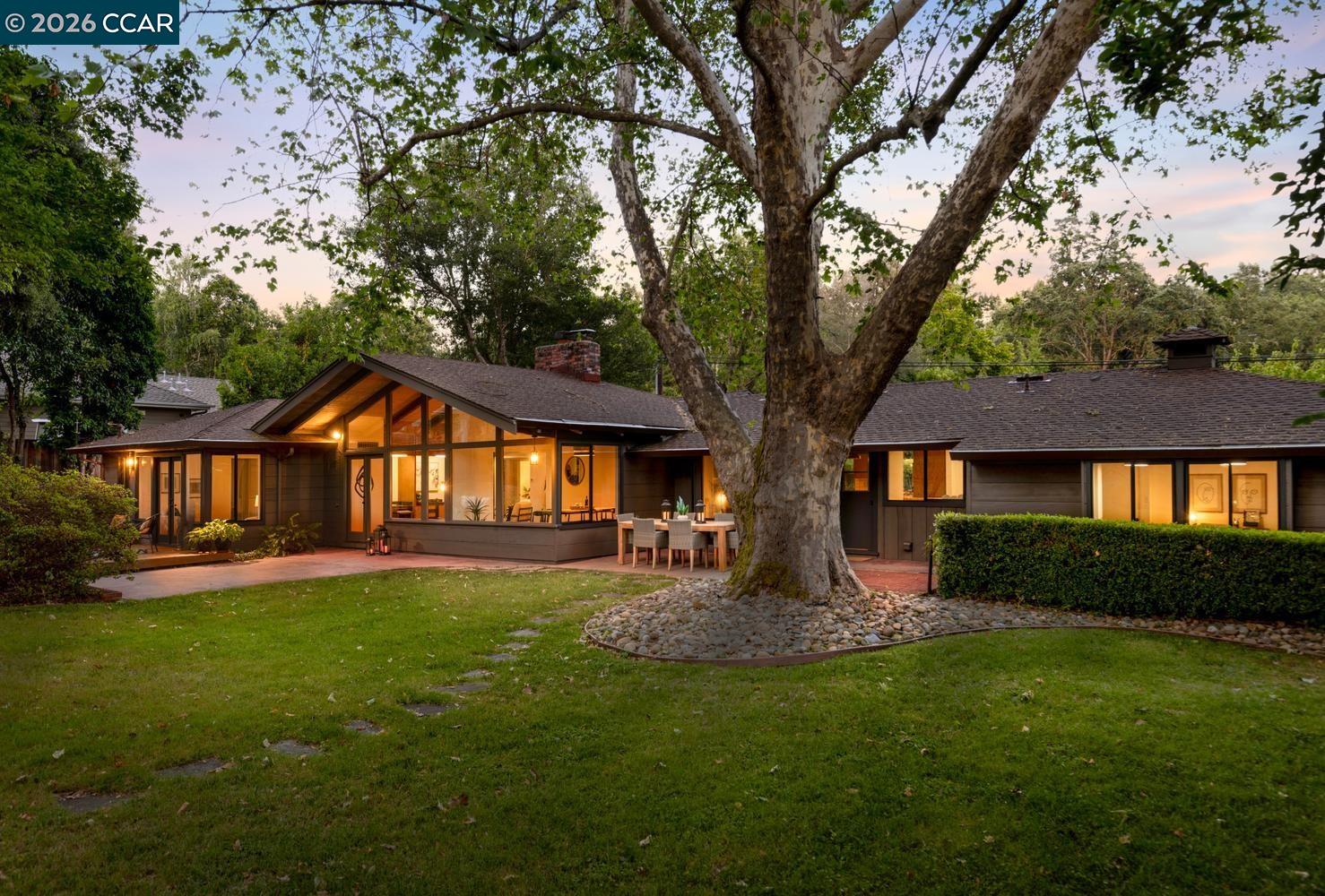 1125 Glen Rd