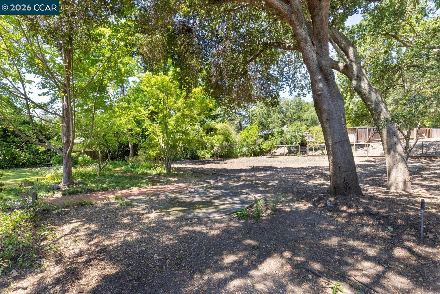 1125 Glen Rd