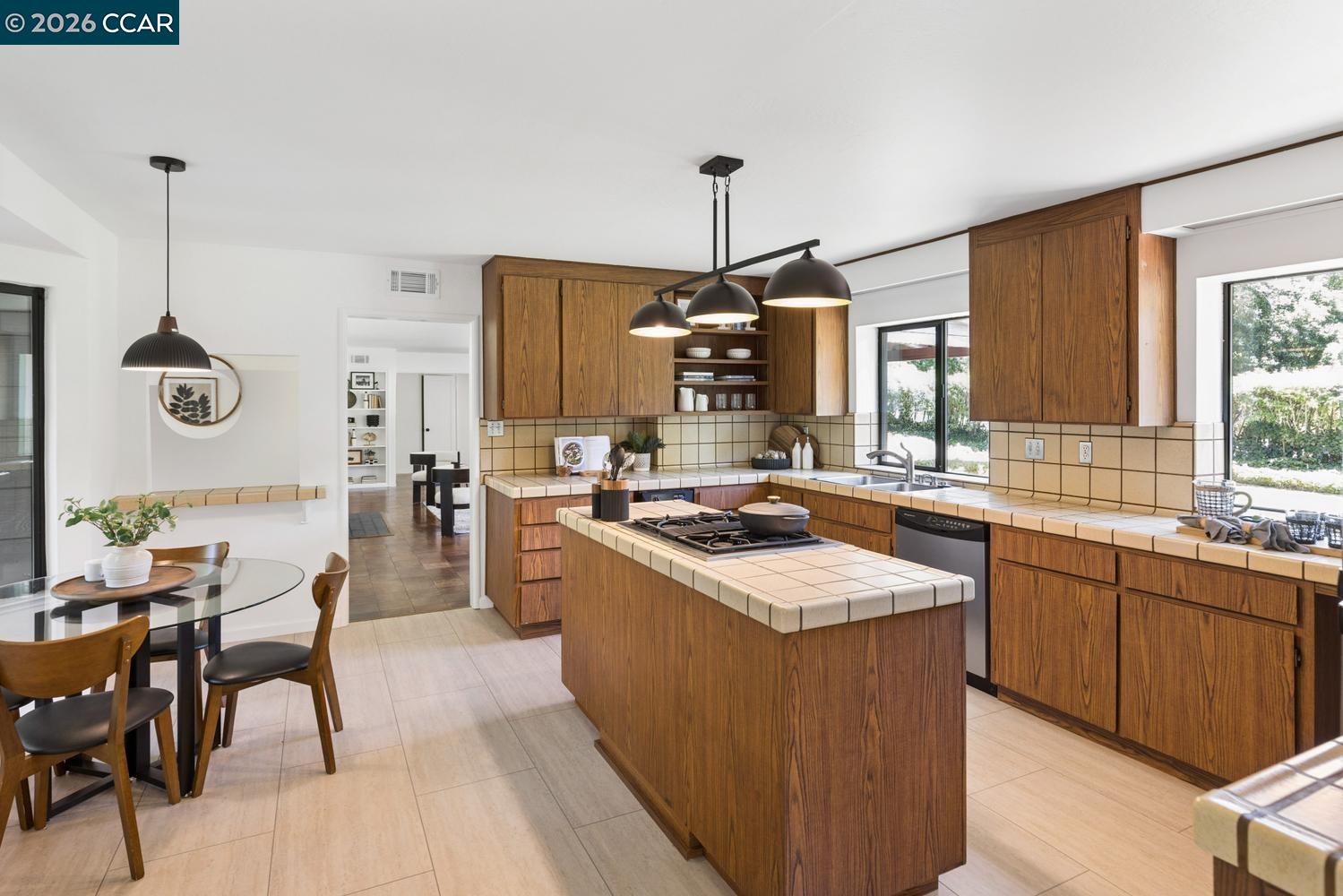 1125 Glen Rd