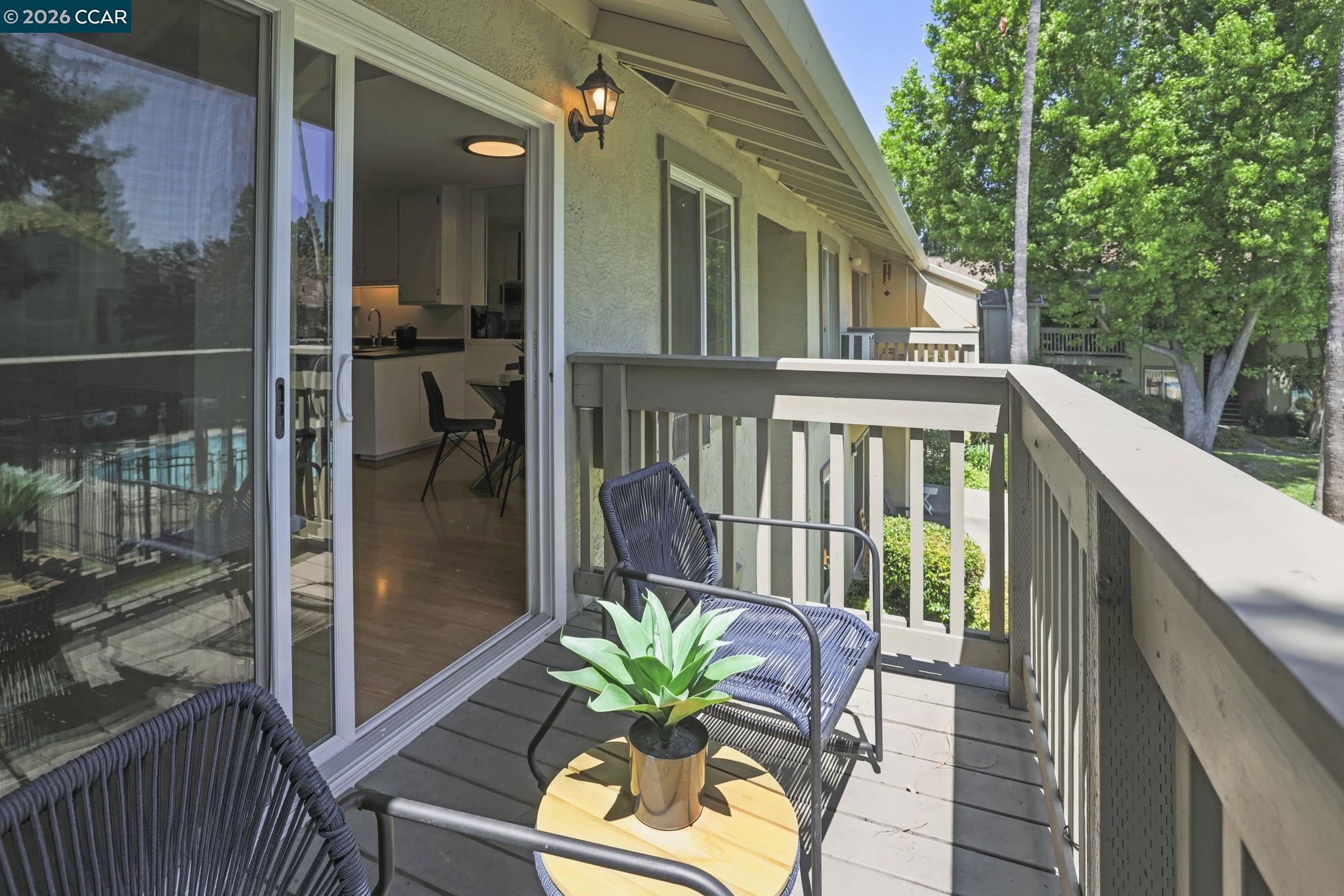 2564 Walnut Blvd # 116