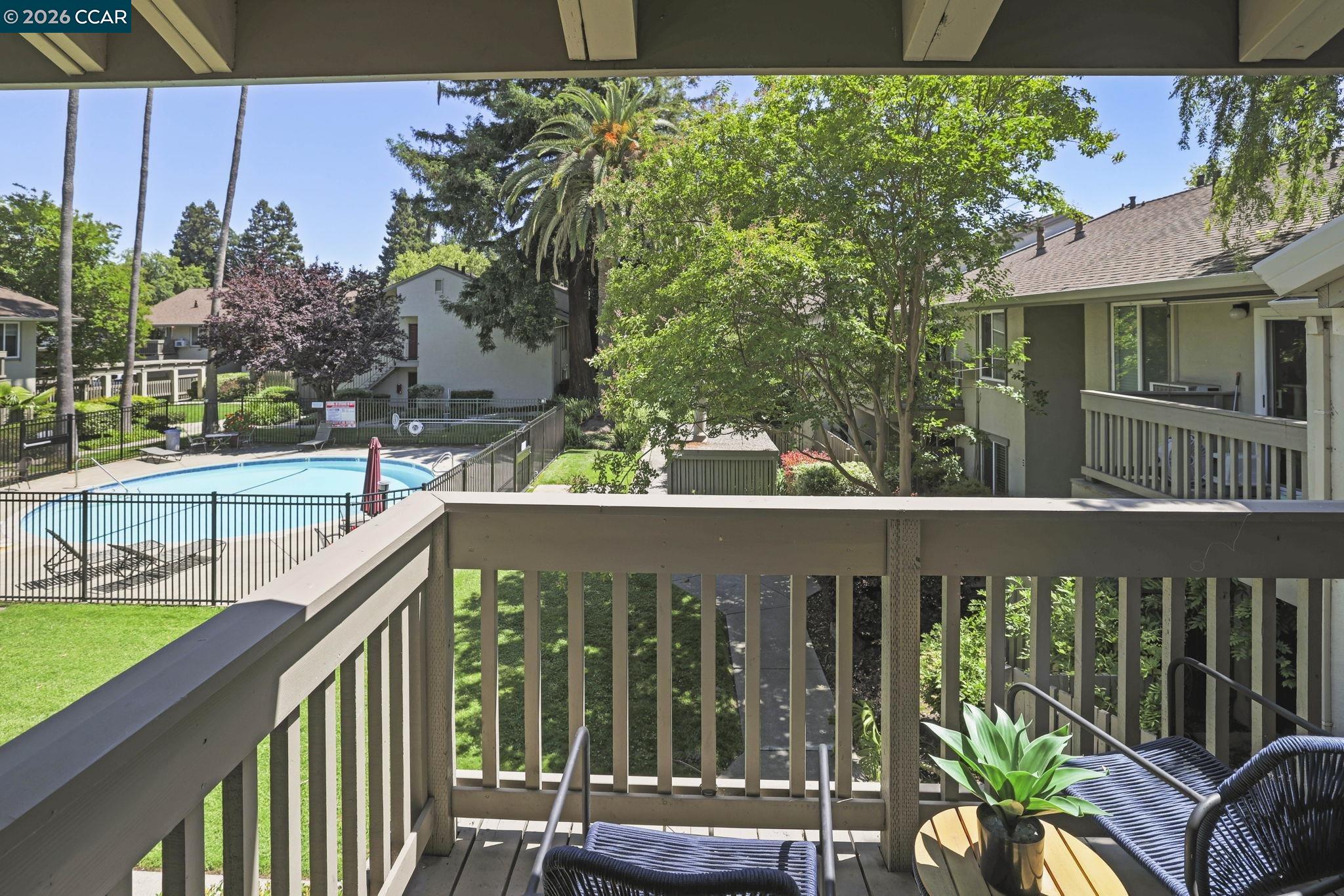 2564 Walnut Blvd # 116