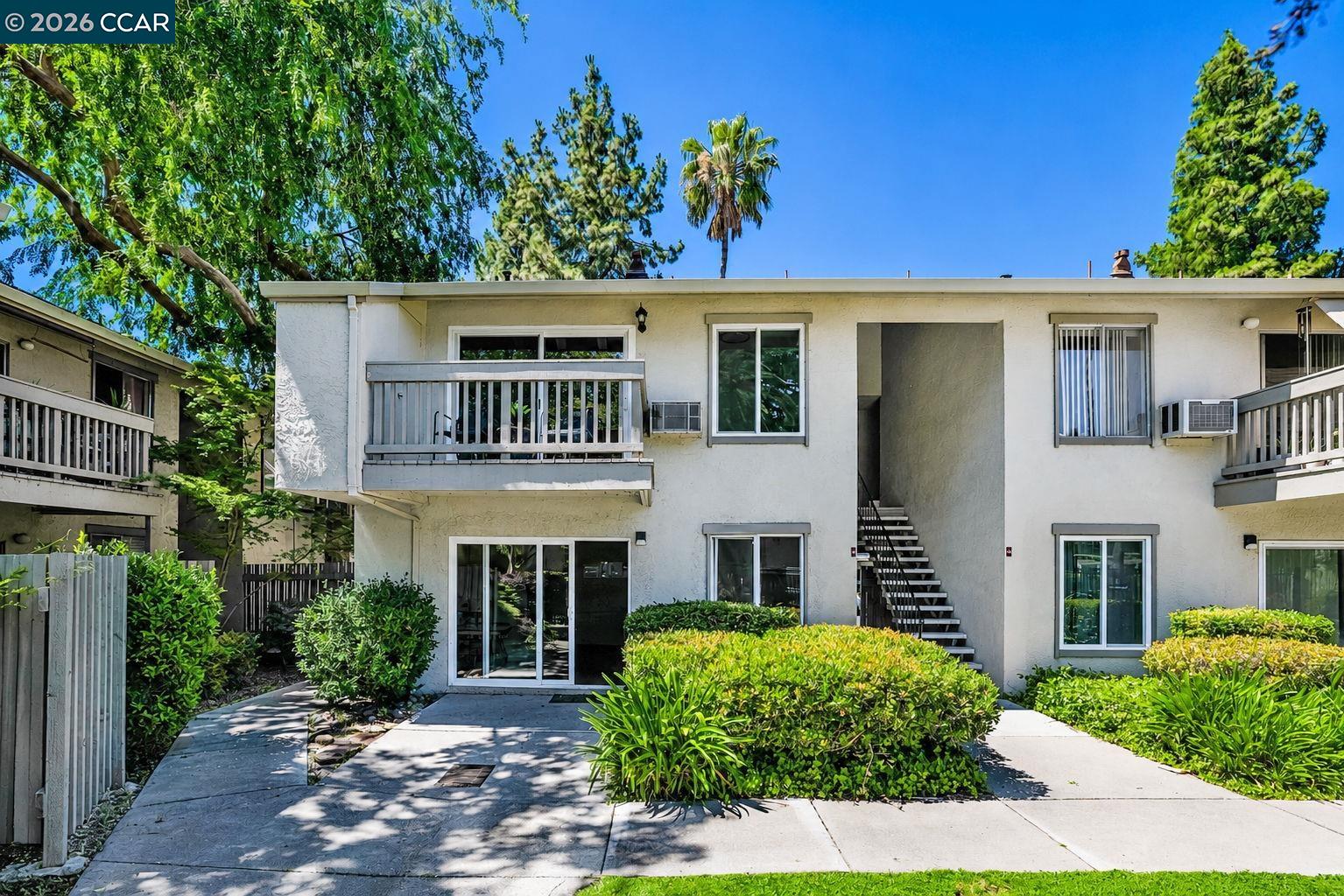 2564 Walnut Blvd # 116