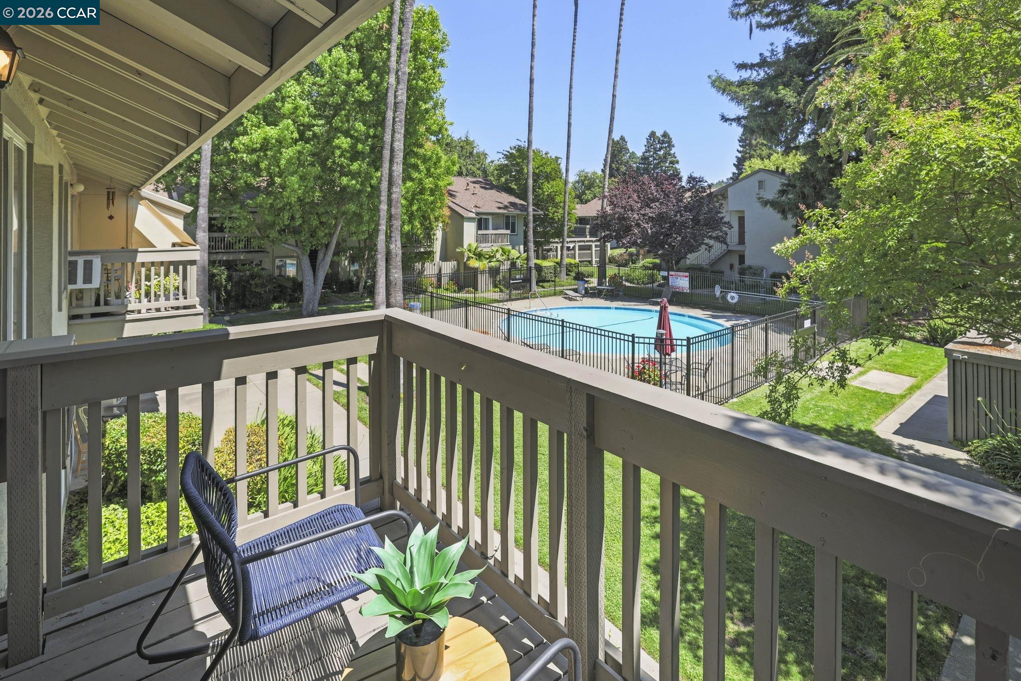 2564 Walnut Blvd # 116