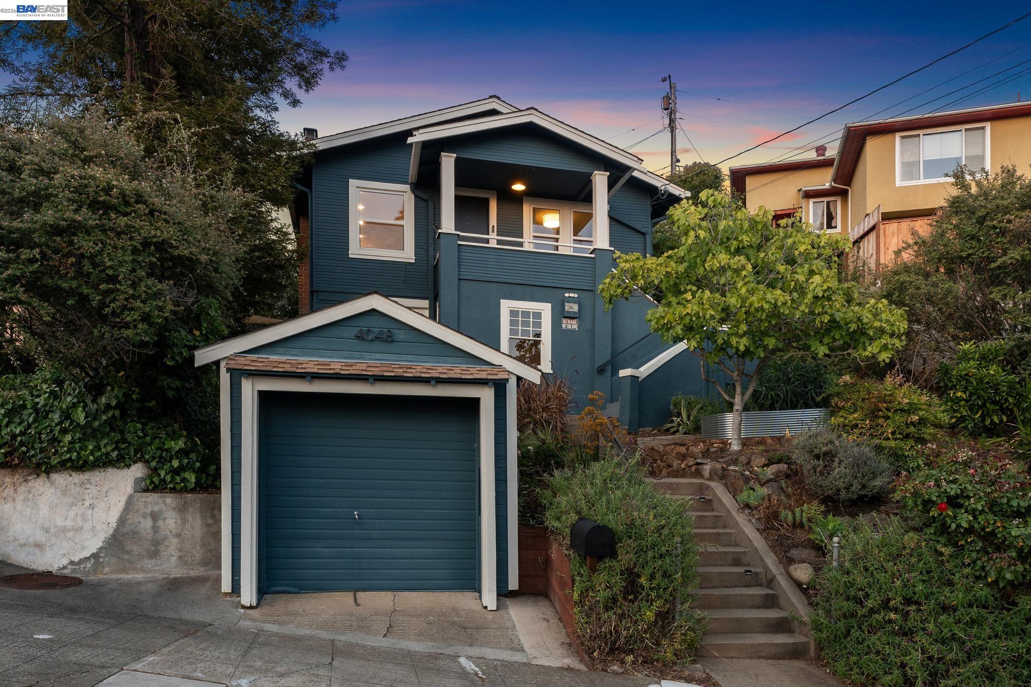 4048 Norton Ave