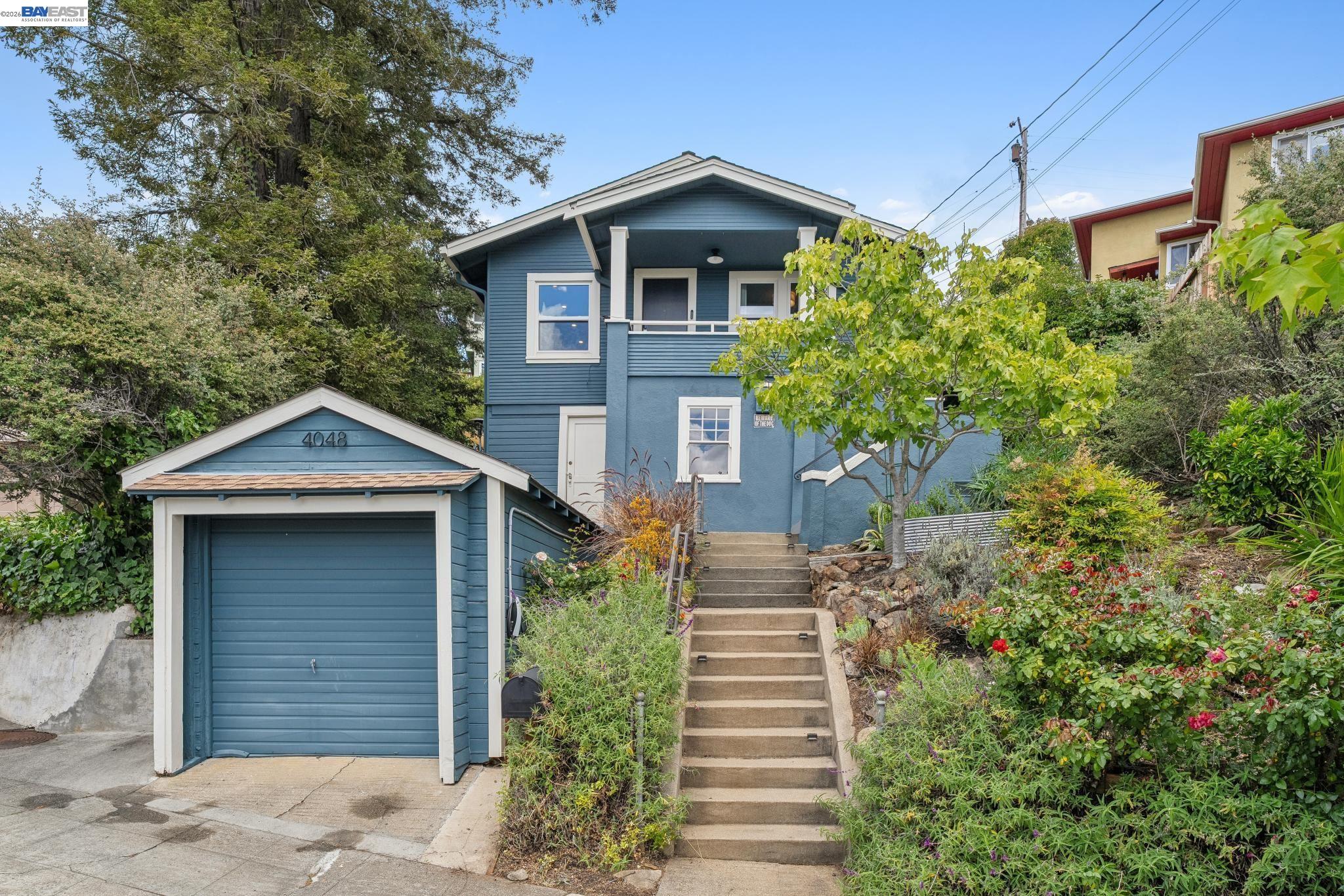 4048 Norton Ave