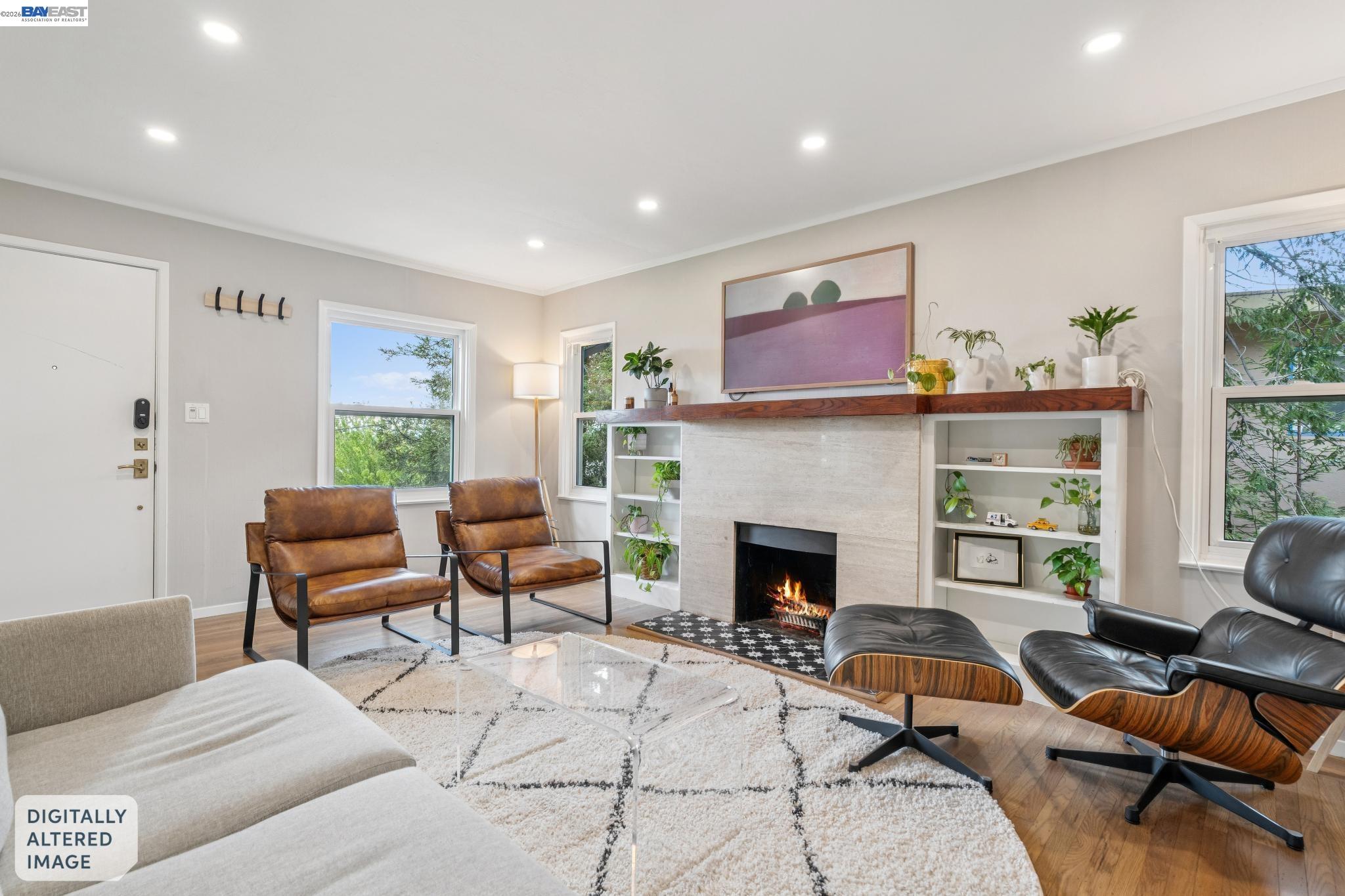 4048 Norton Ave
