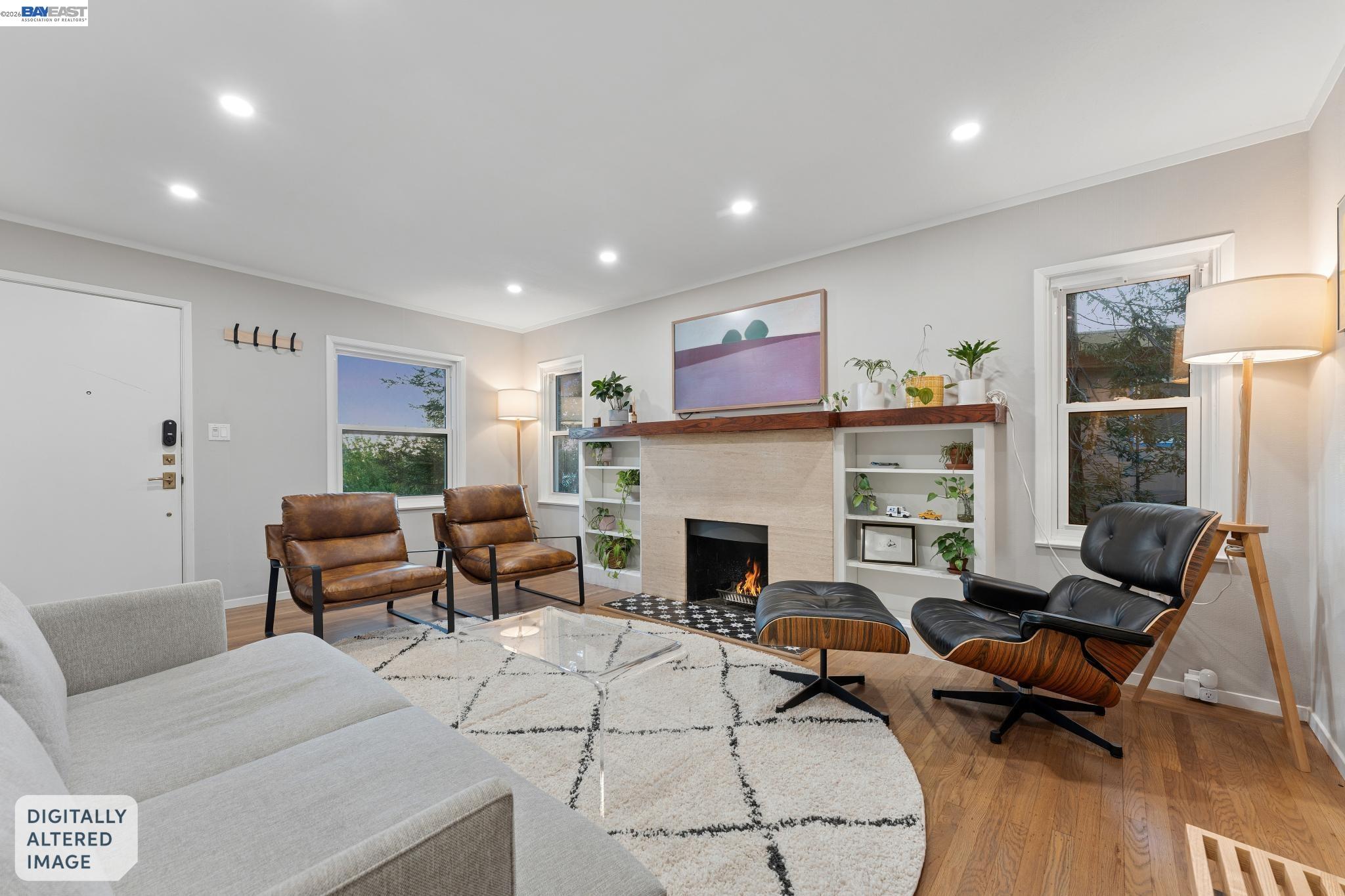4048 Norton Ave
