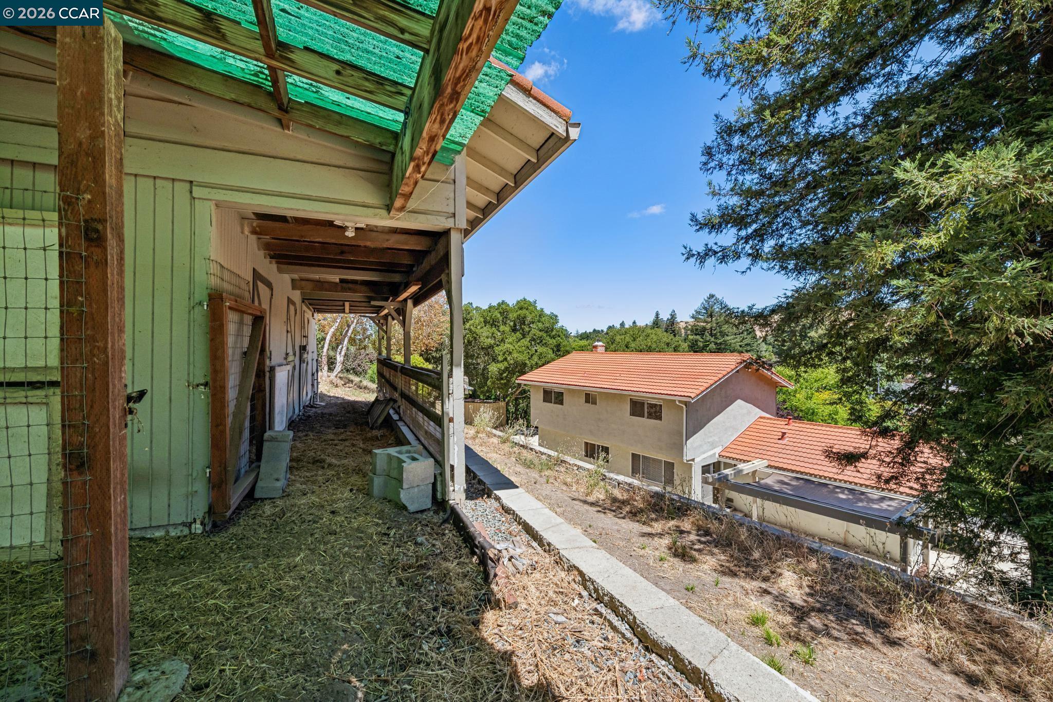 486 Butterfield Place