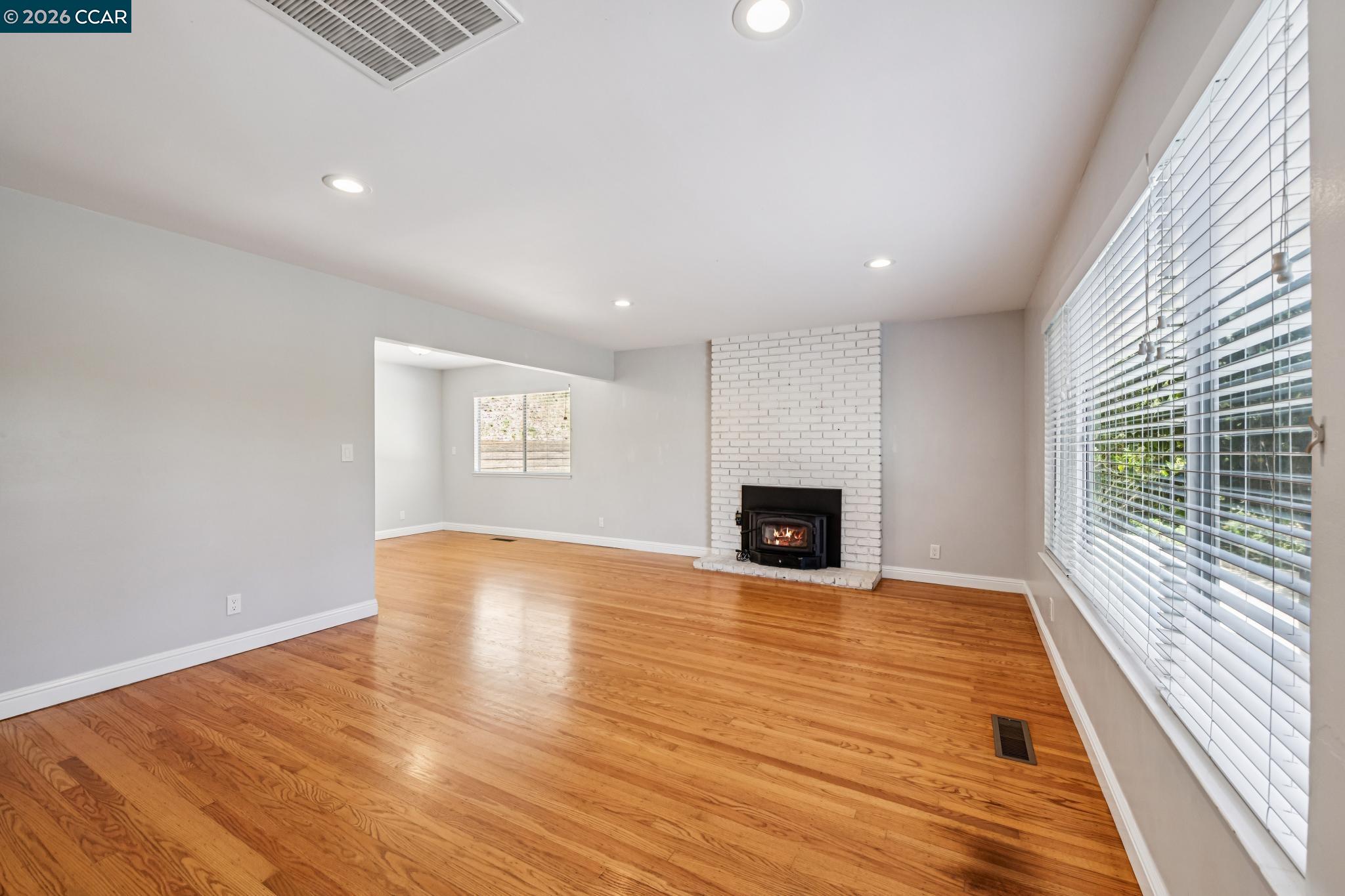 486 Butterfield Place