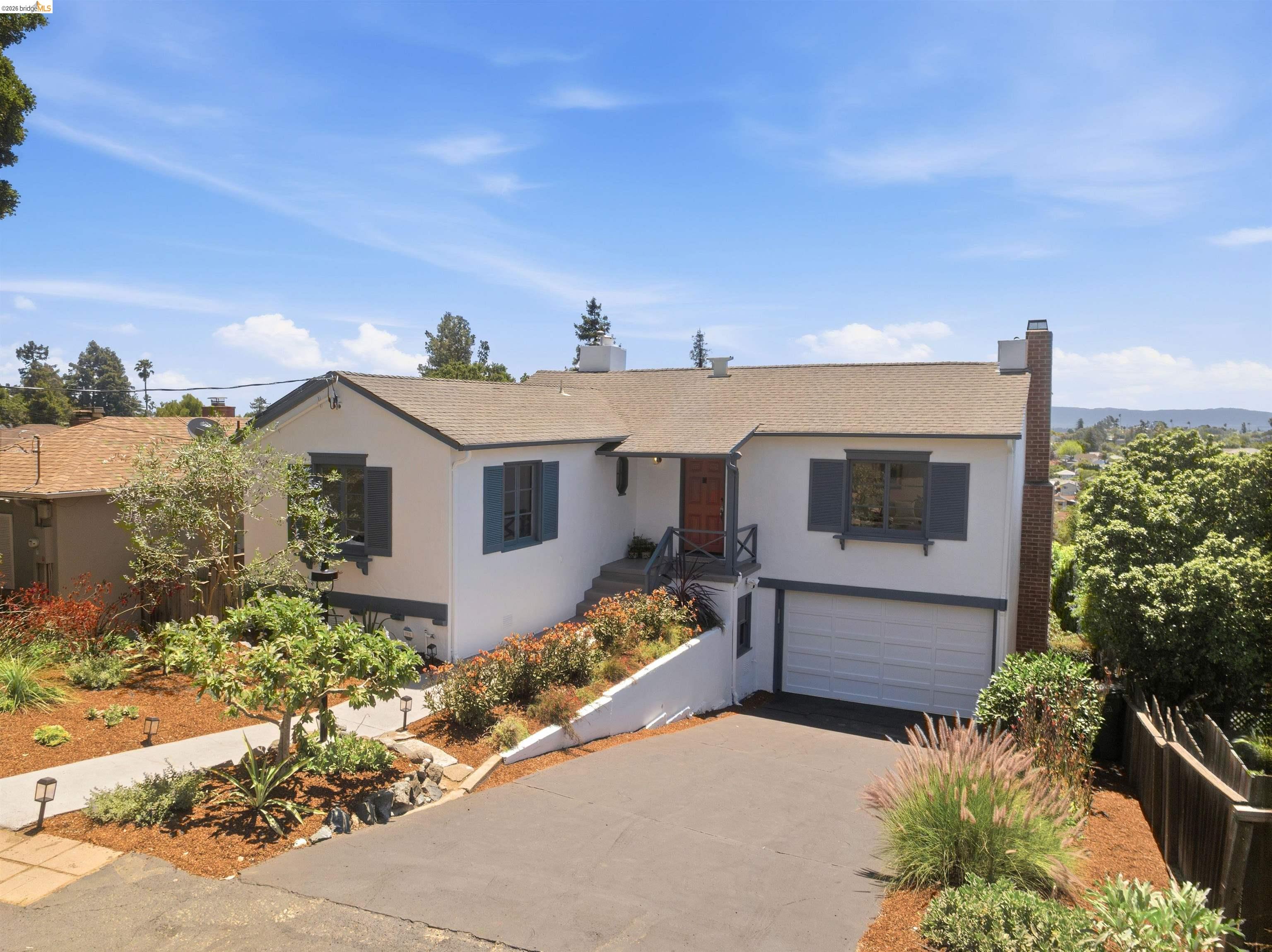 4421 Harbor View Ave