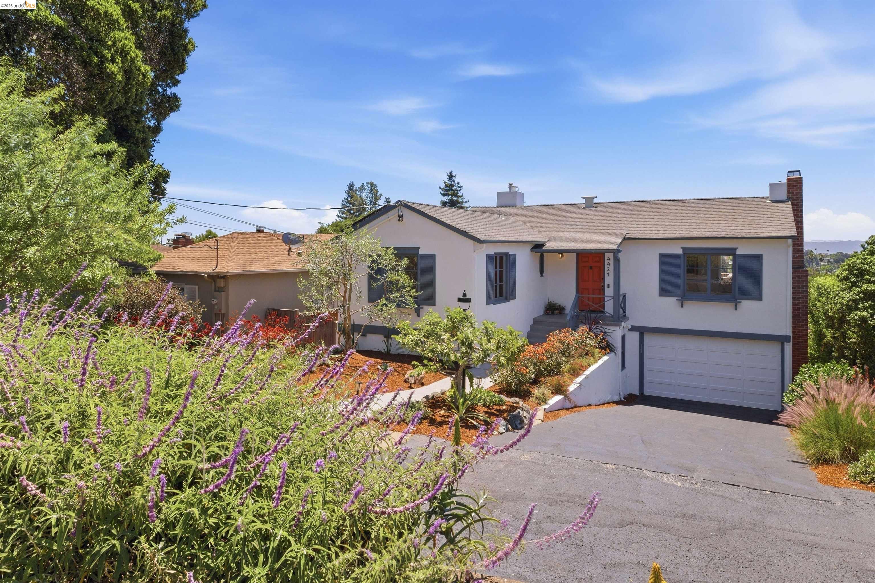 4421 Harbor View Ave