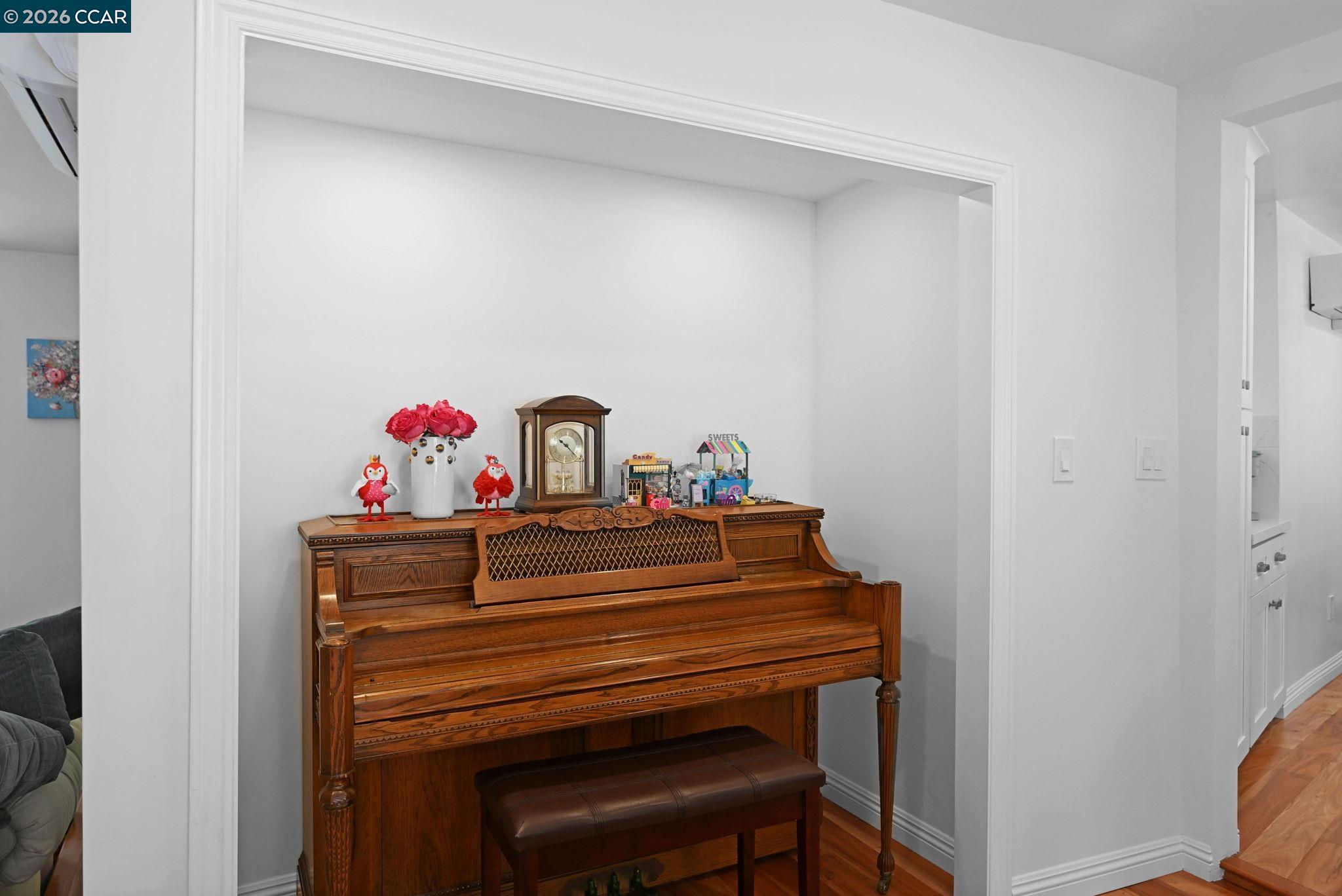 3560 Old Mountain View Dr.