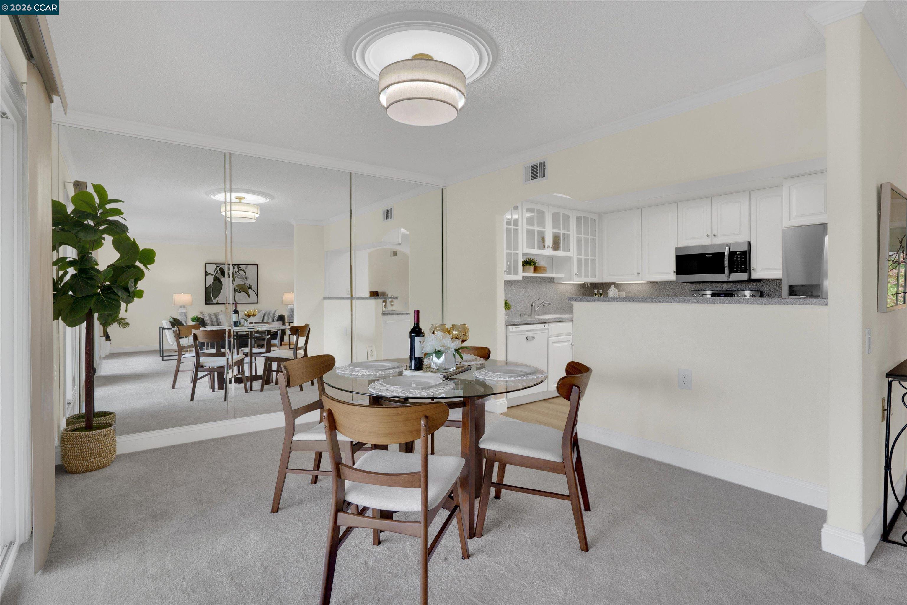 1549 Oakmont # 3