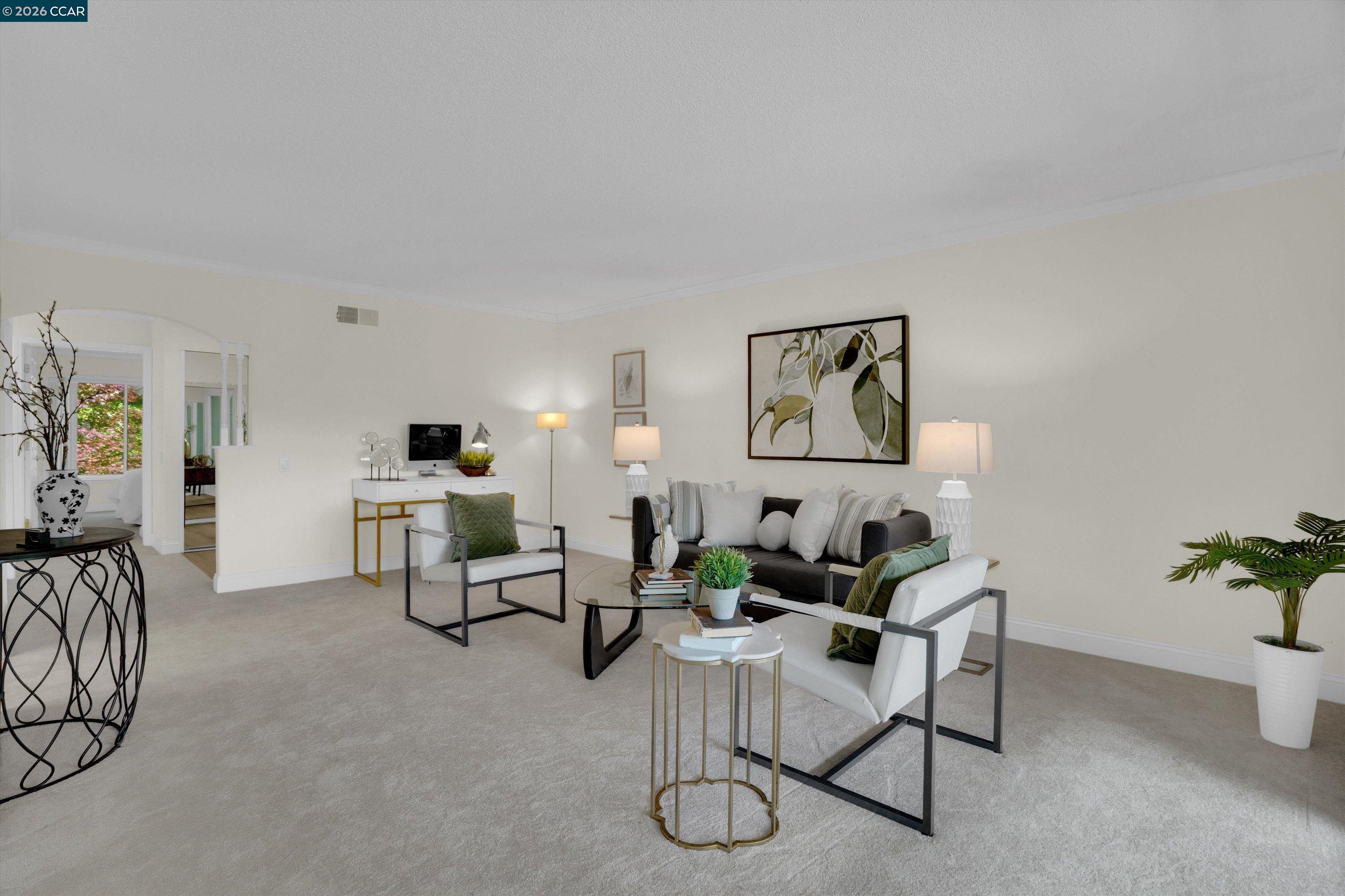 1549 Oakmont # 3