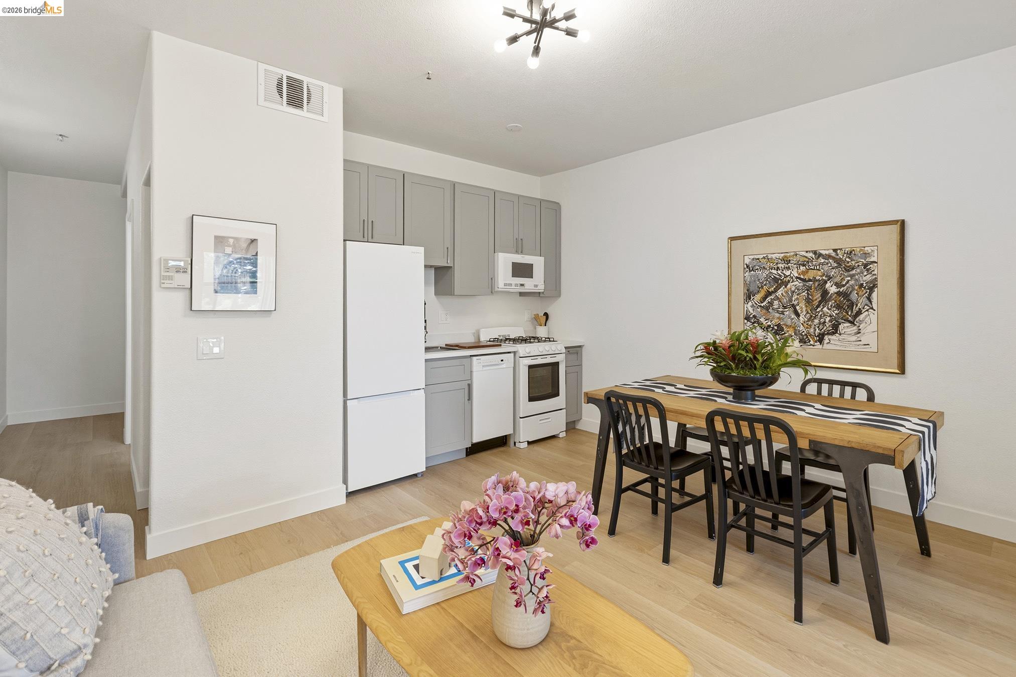 1849 Shattuck Ave # 207