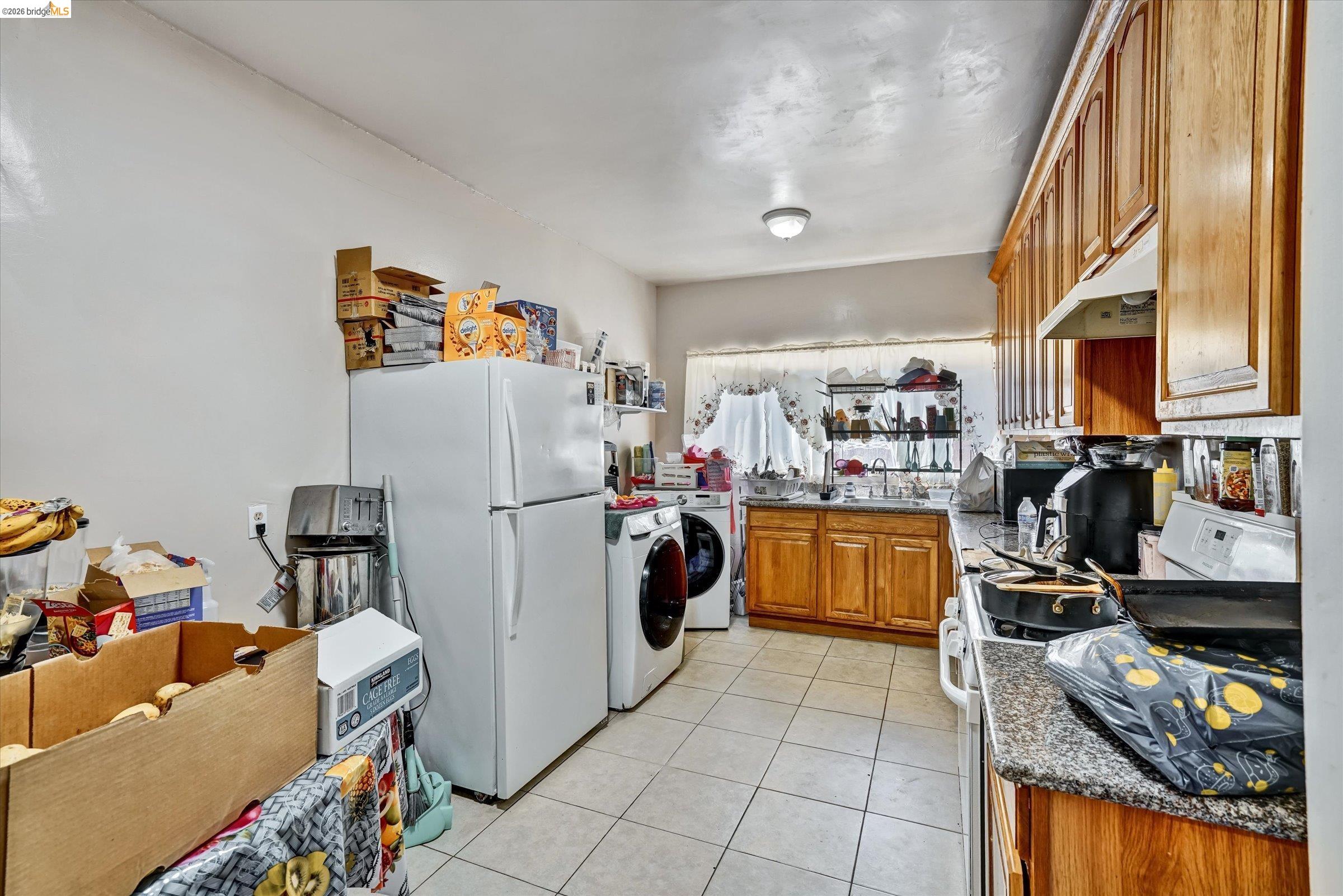 1390 Highland Blvd