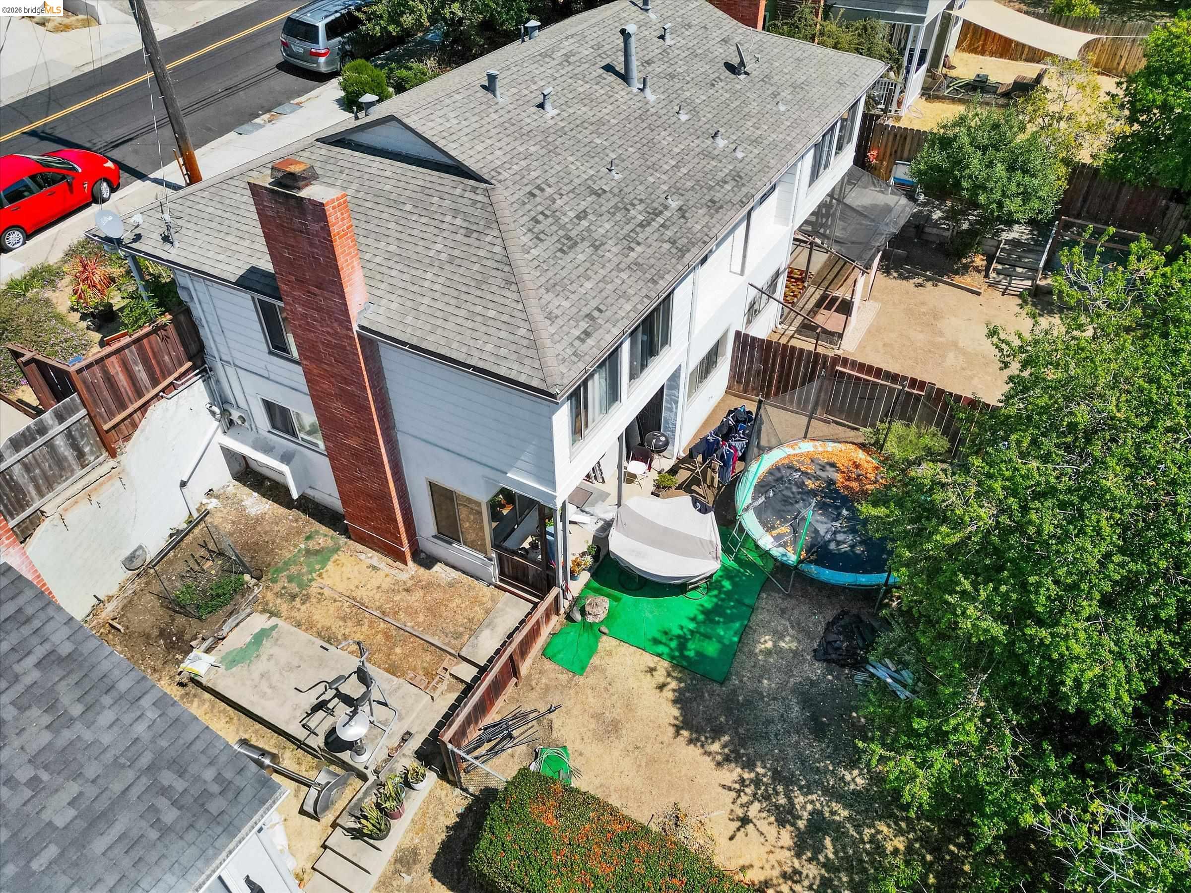 1390 Highland Blvd