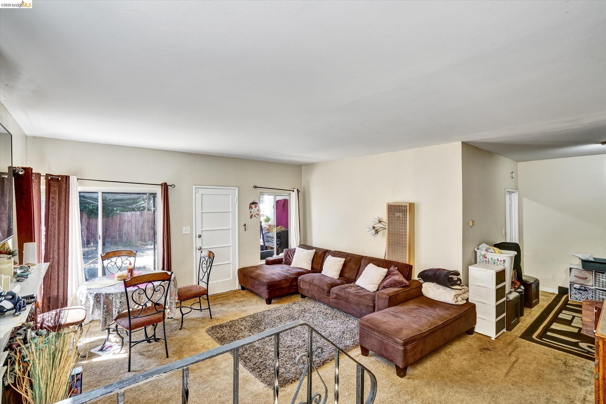 1390 Highland Blvd