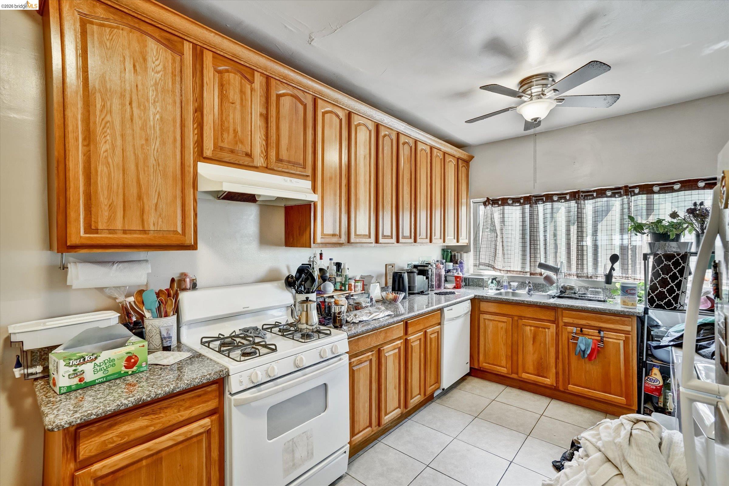 1390 Highland Blvd