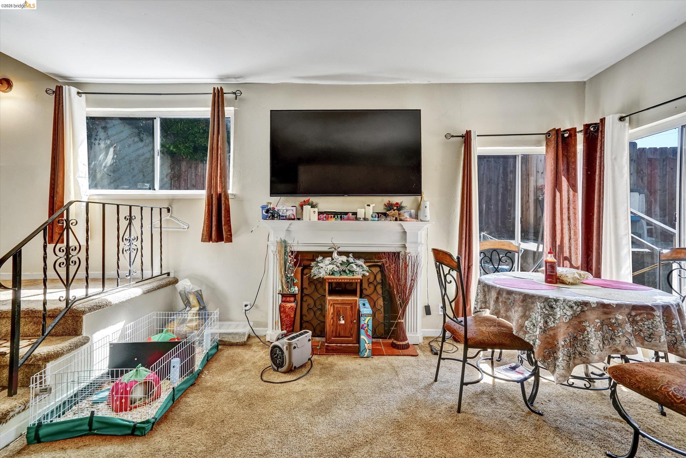 1390 Highland Blvd
